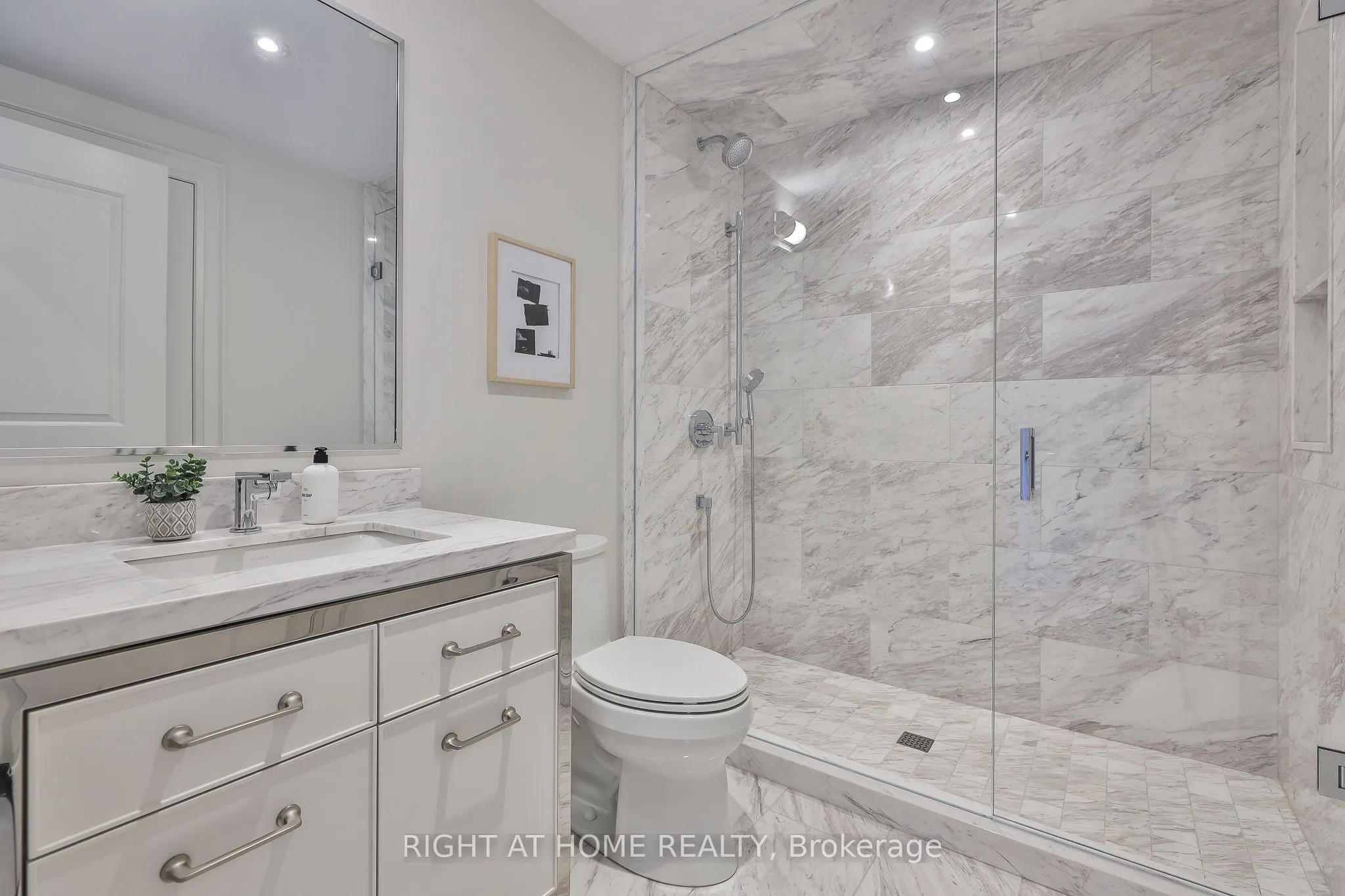 363 Avenue Road, #1