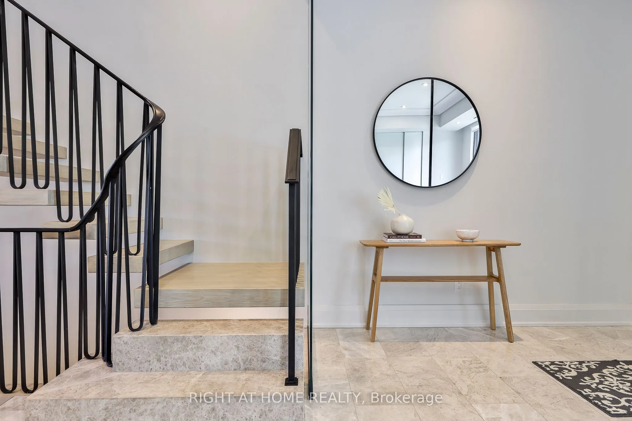 363 Avenue Road, #1