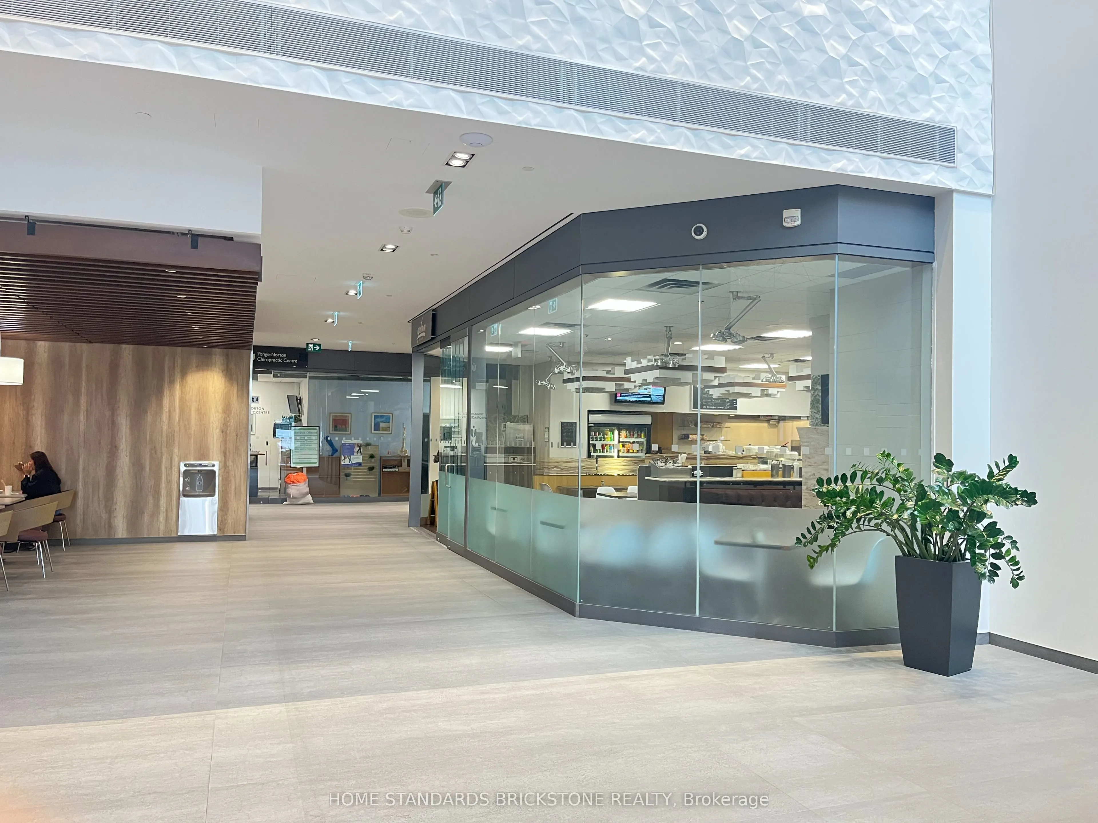 5255 Yonge Street