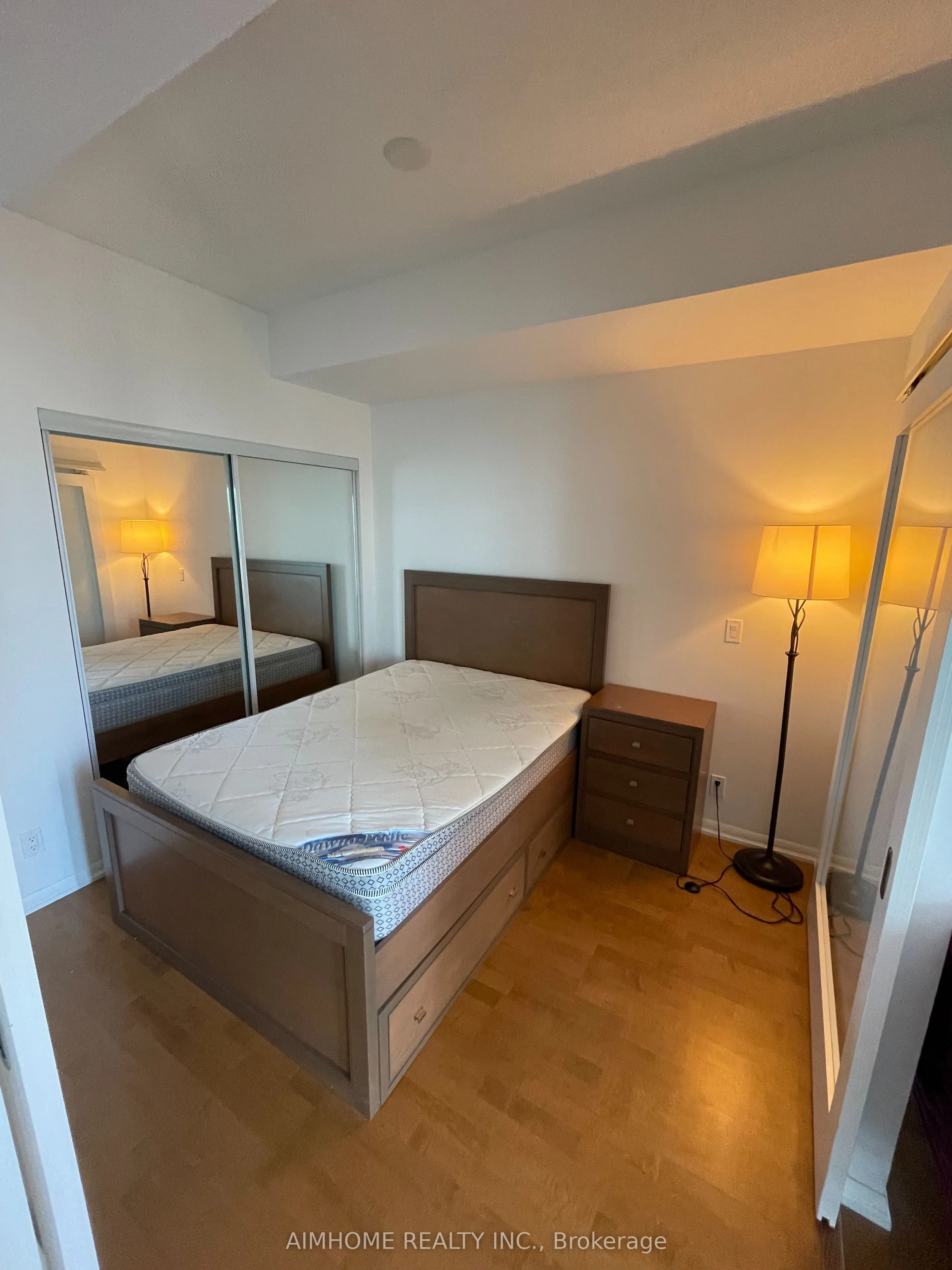 832 Bay Street, #2407