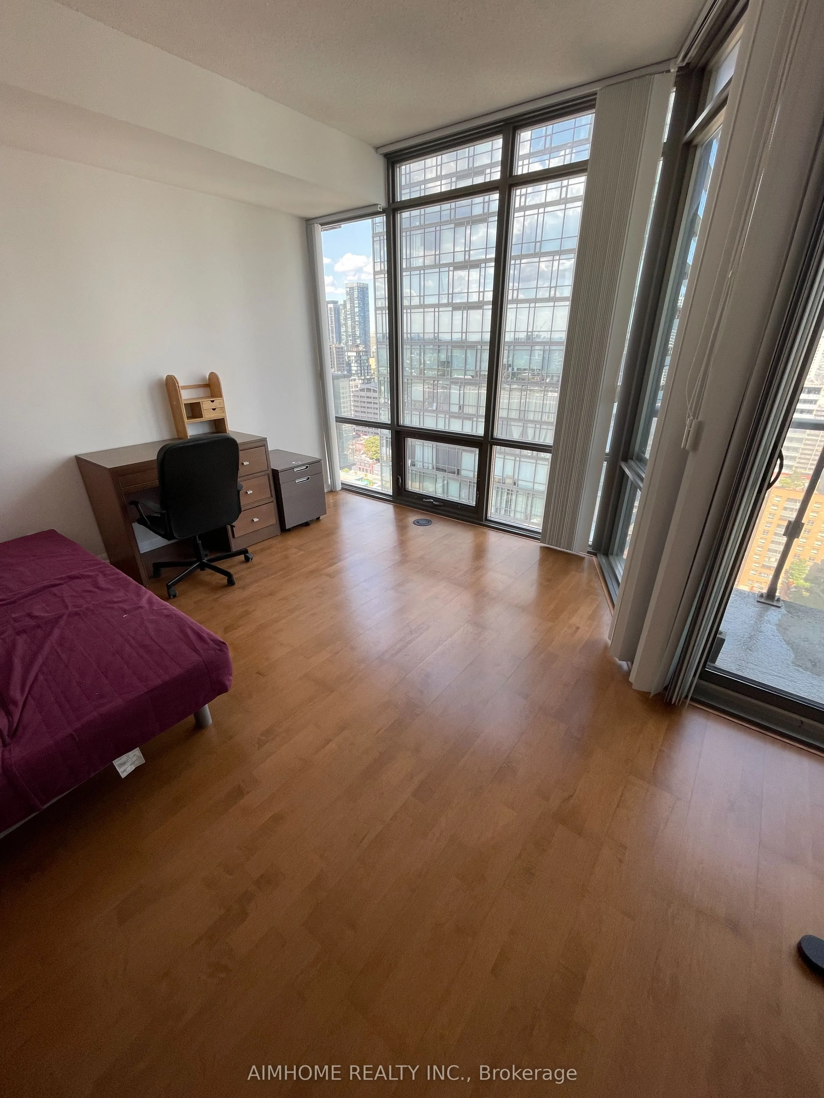 832 Bay Street, #2407