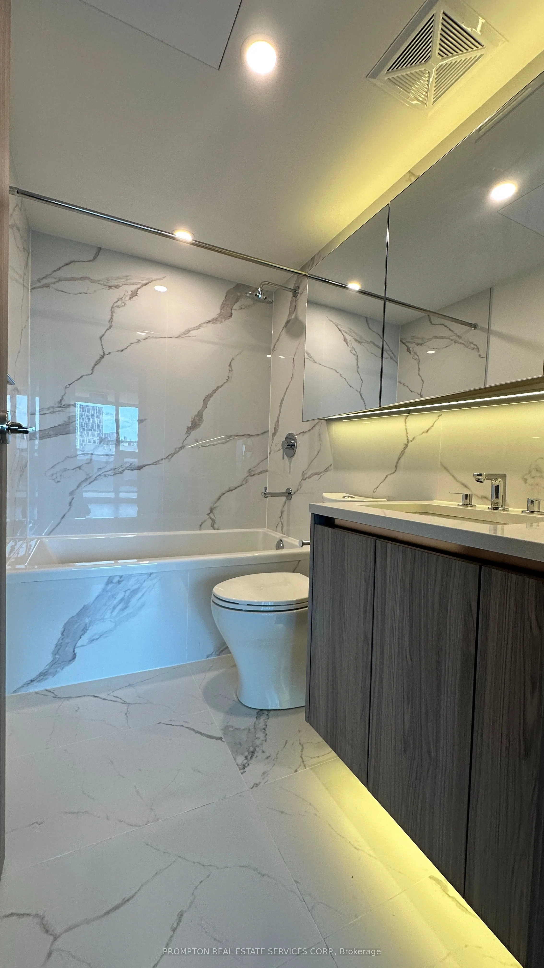 3 Concord Cityplace Way, #2101