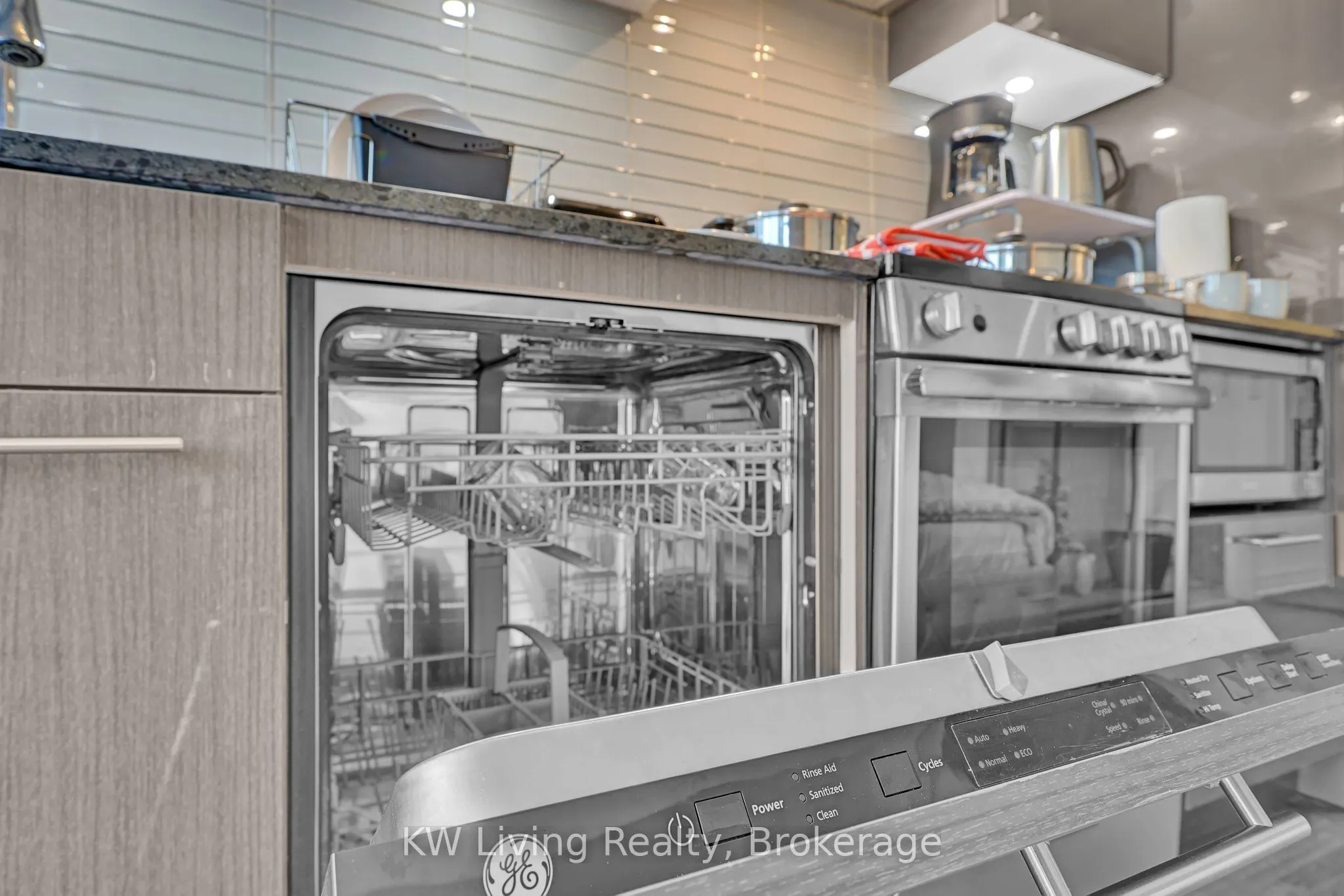 251 Jarvis Street, #2911