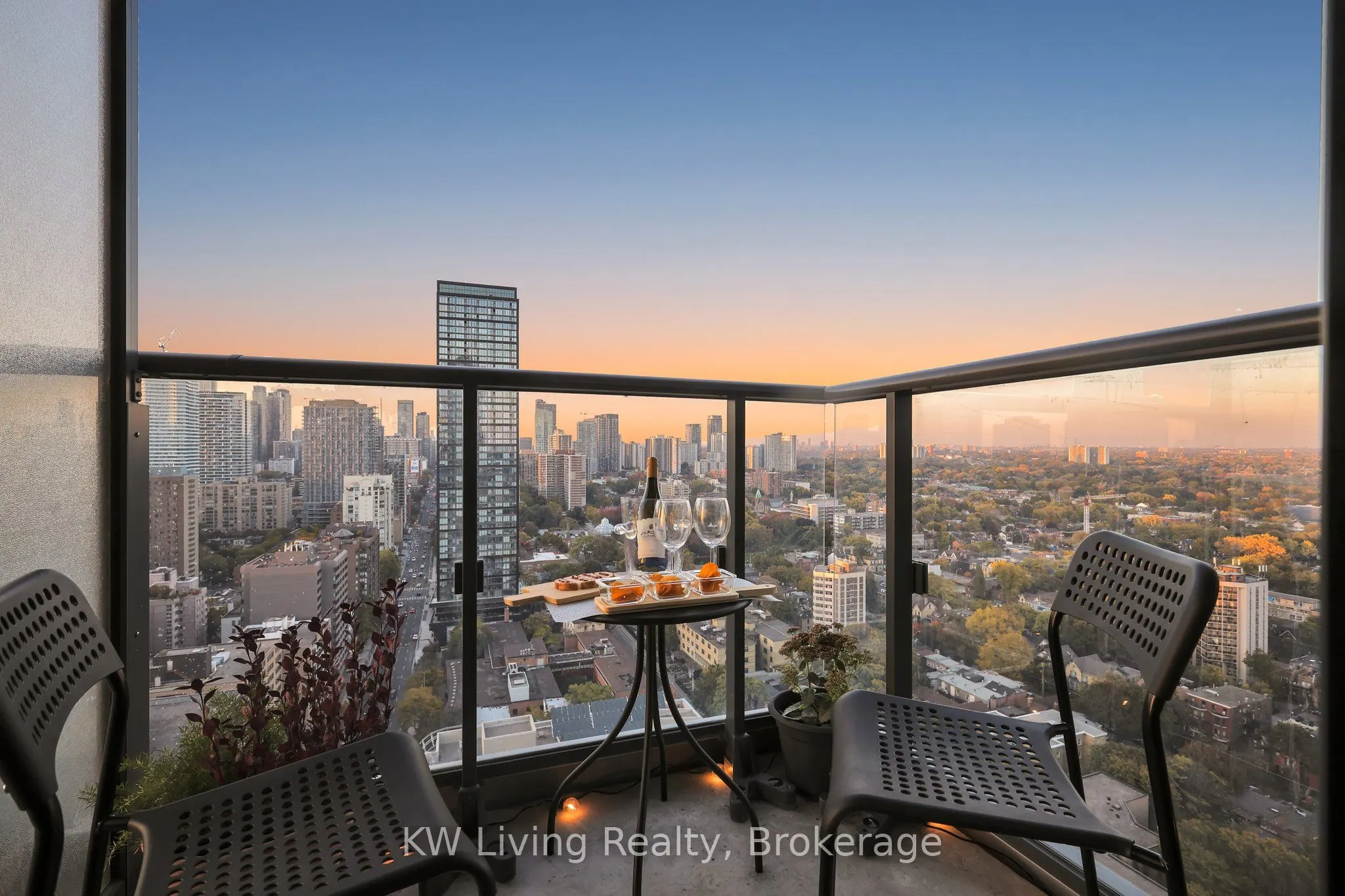 251 Jarvis Street, #2911