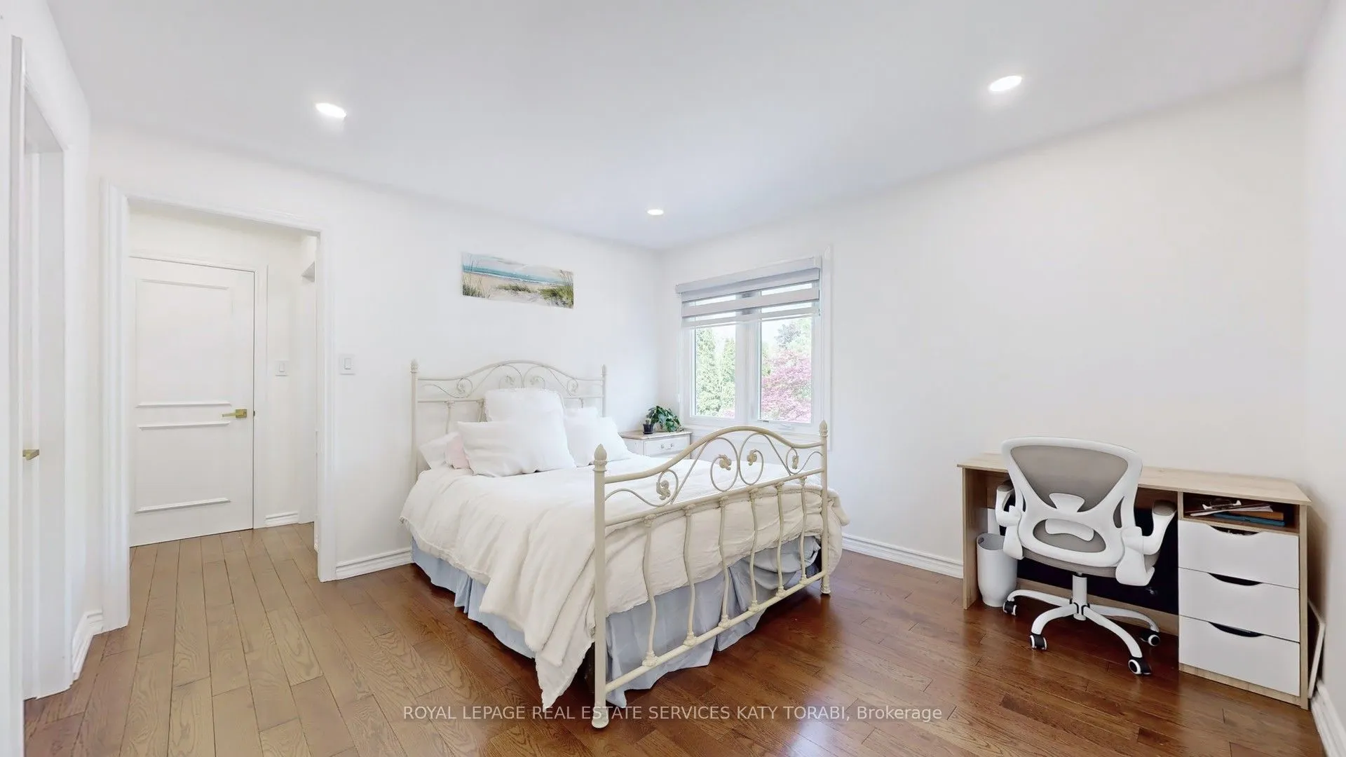 21 Forest Heights Boulevard