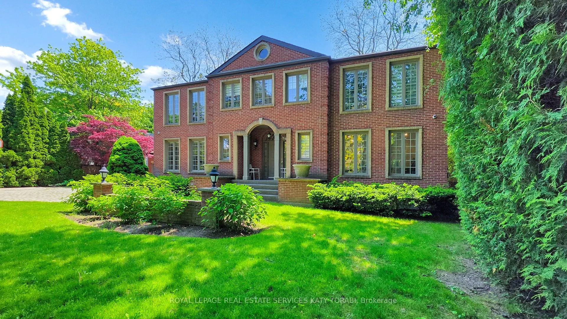 21 Forest Heights Boulevard