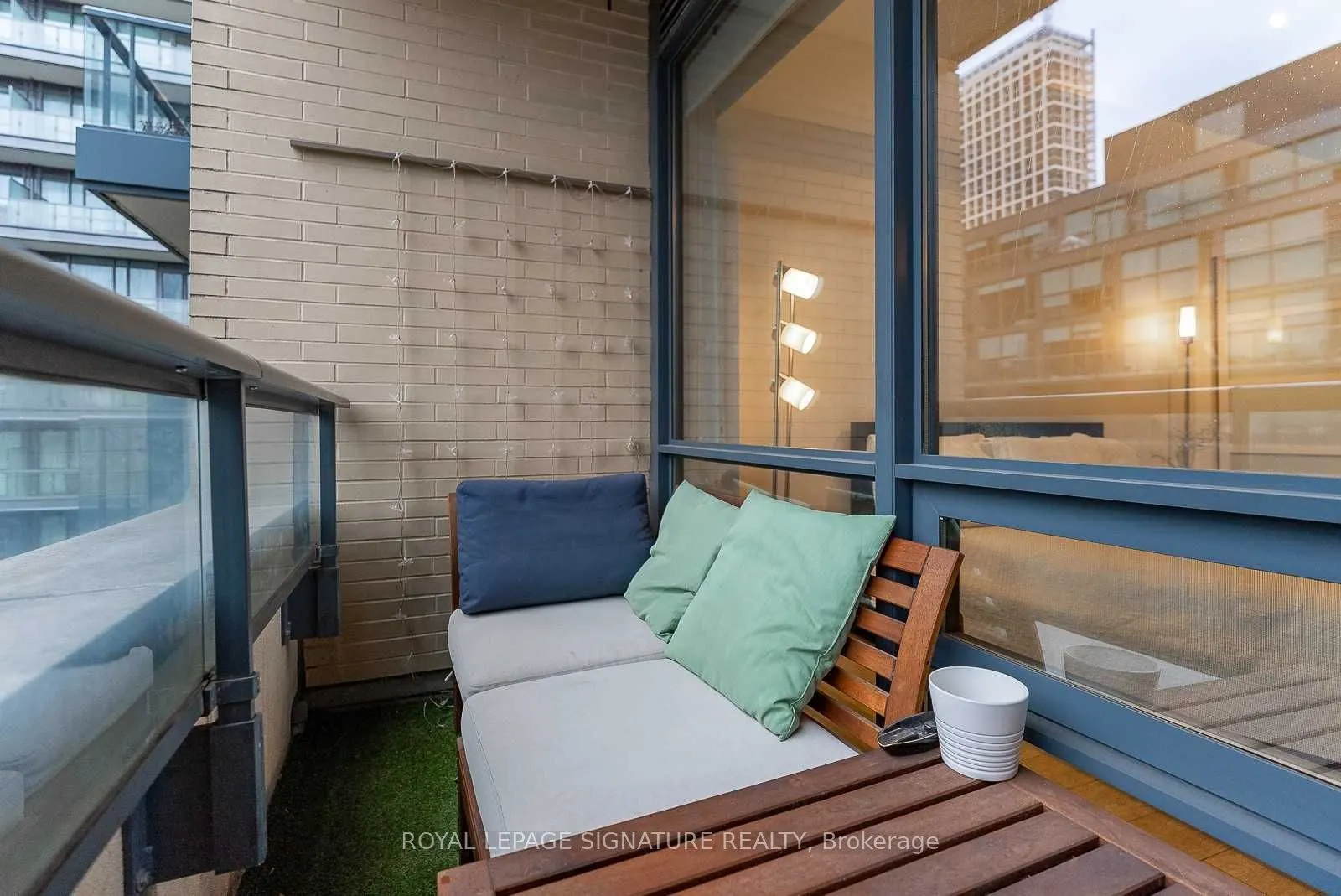438 King Street W, #1315
