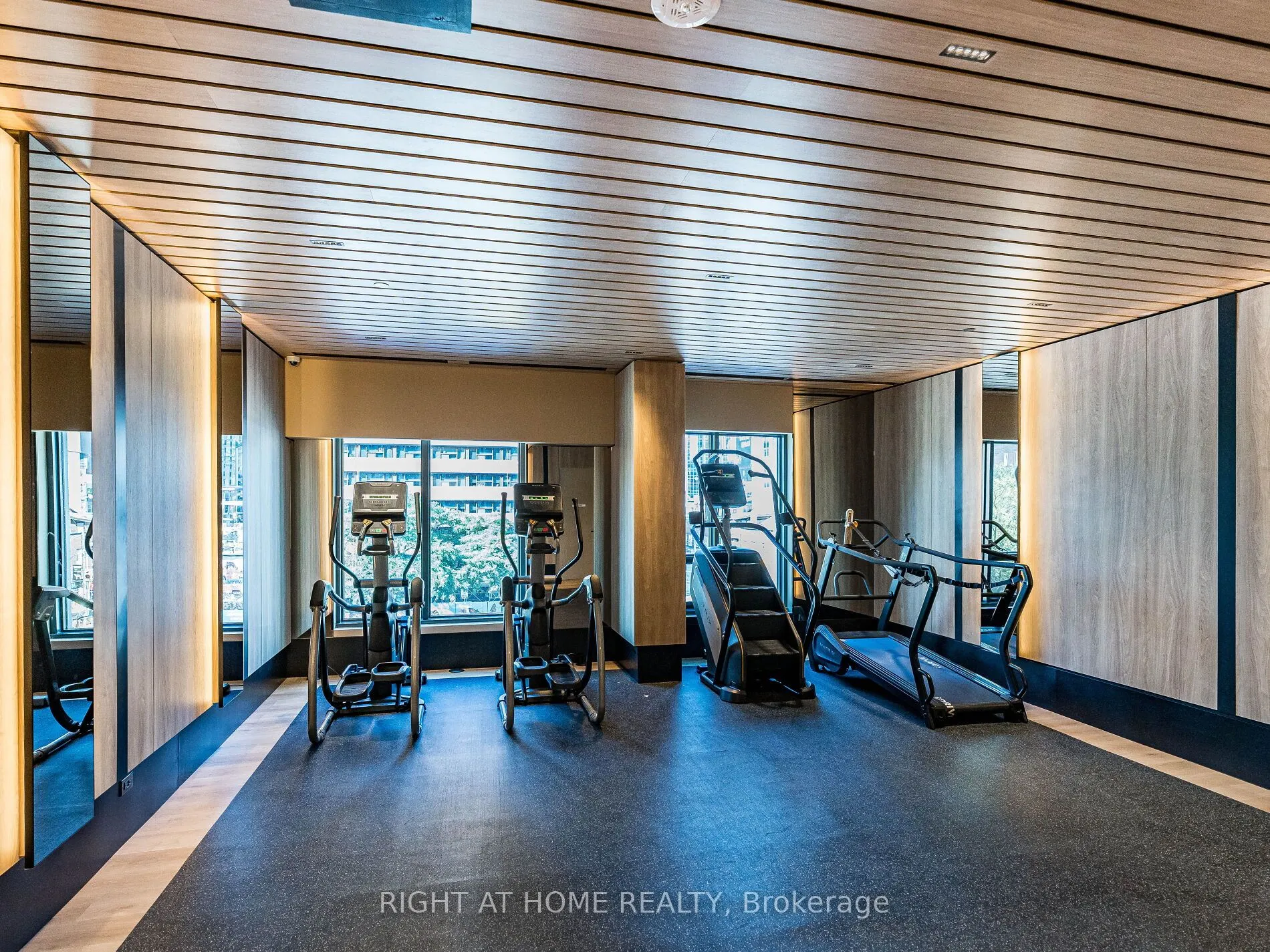 252 church Street, #4516