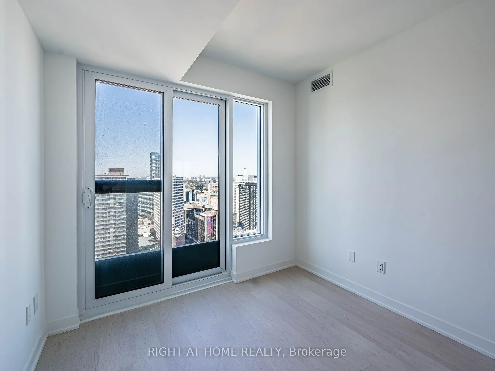 252 church Street, #4516