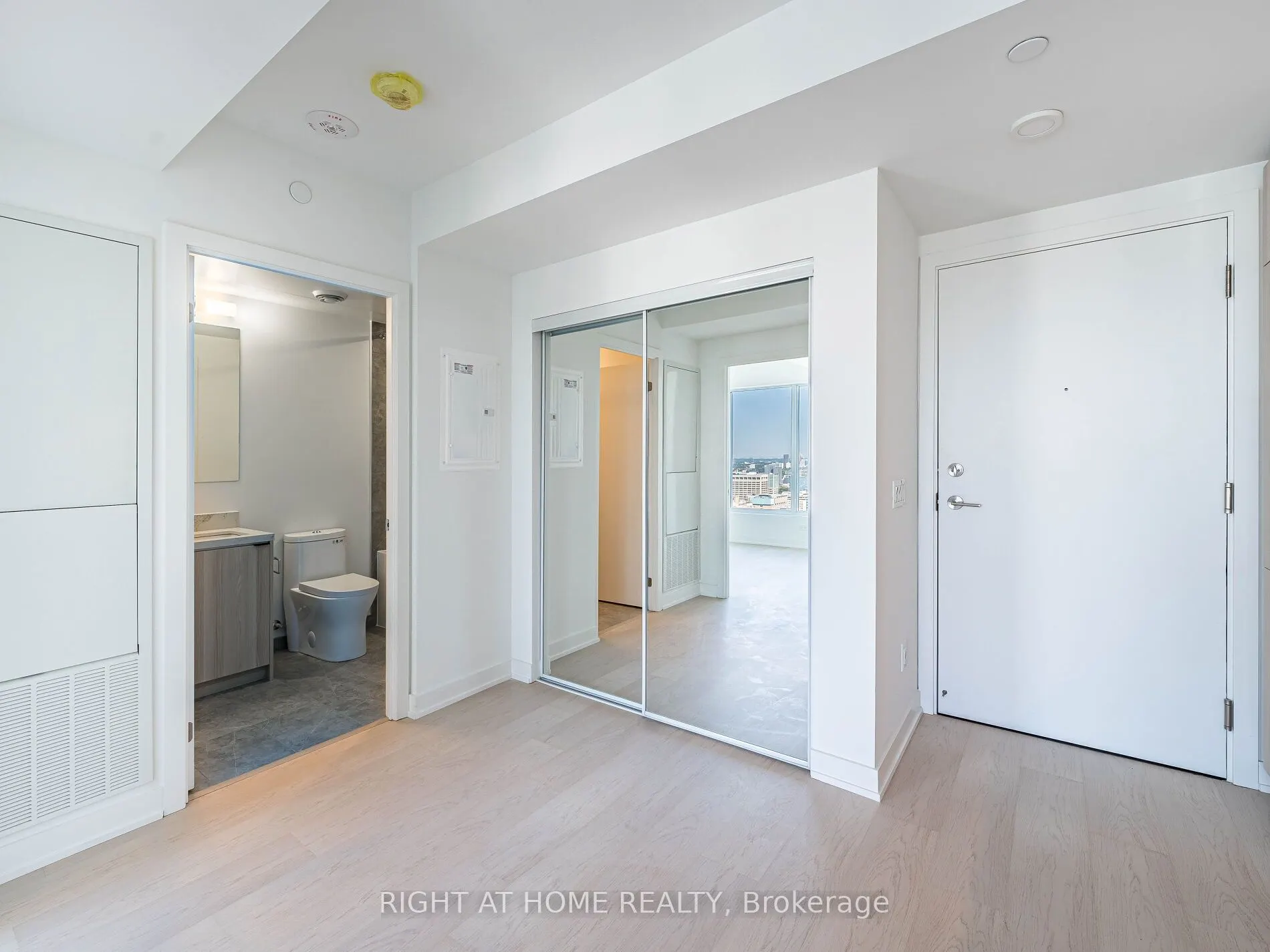 252 church Street, #4516