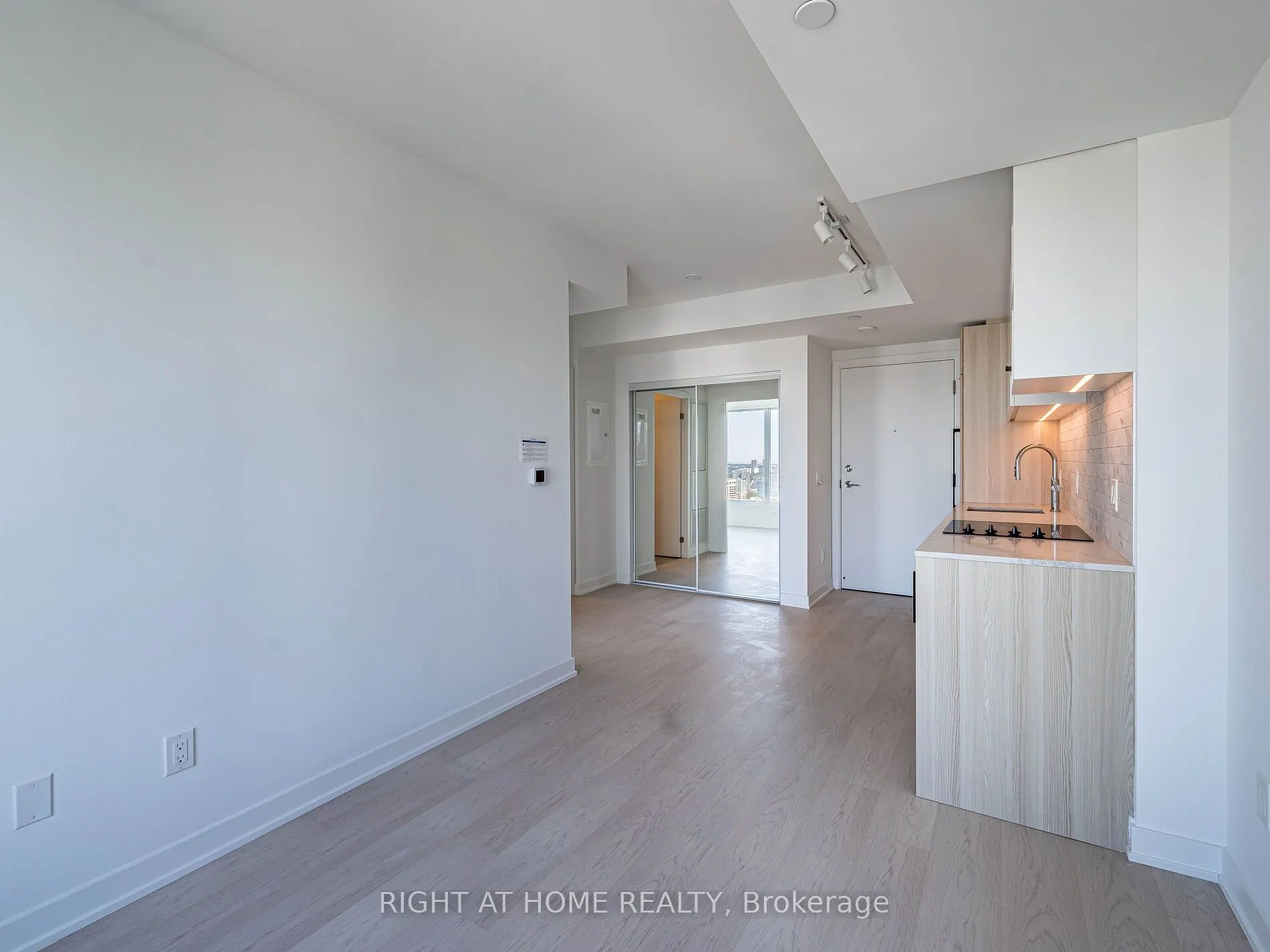 252 church Street, #4516
