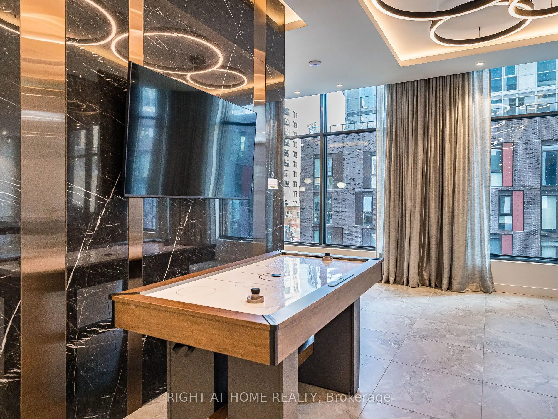 252 church Street, #4516