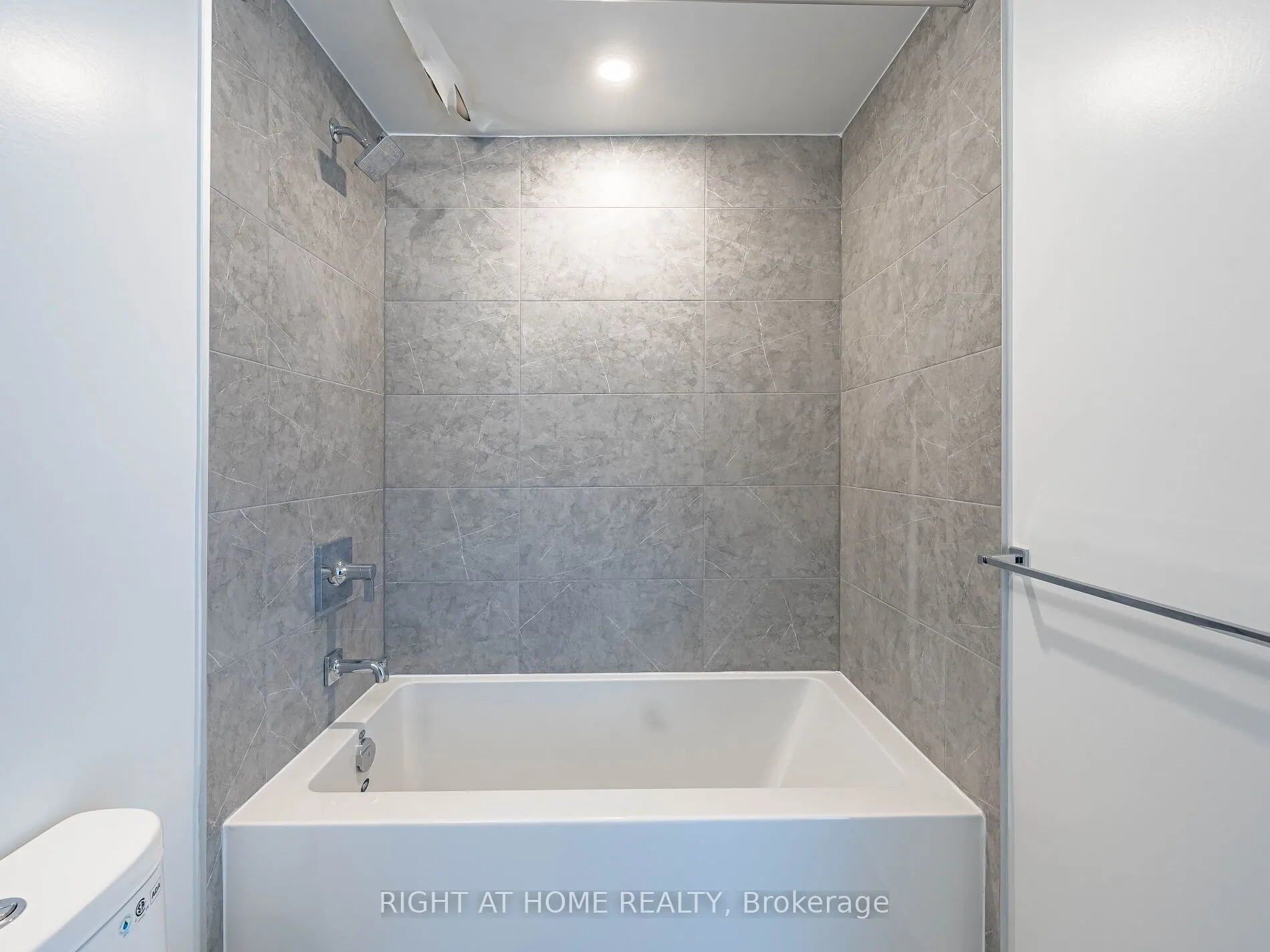 252 church Street, #4516