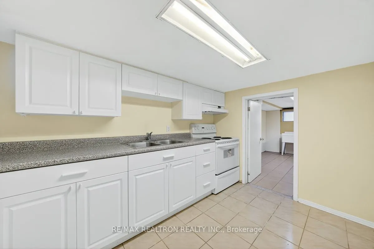 152 Gloucester Grove