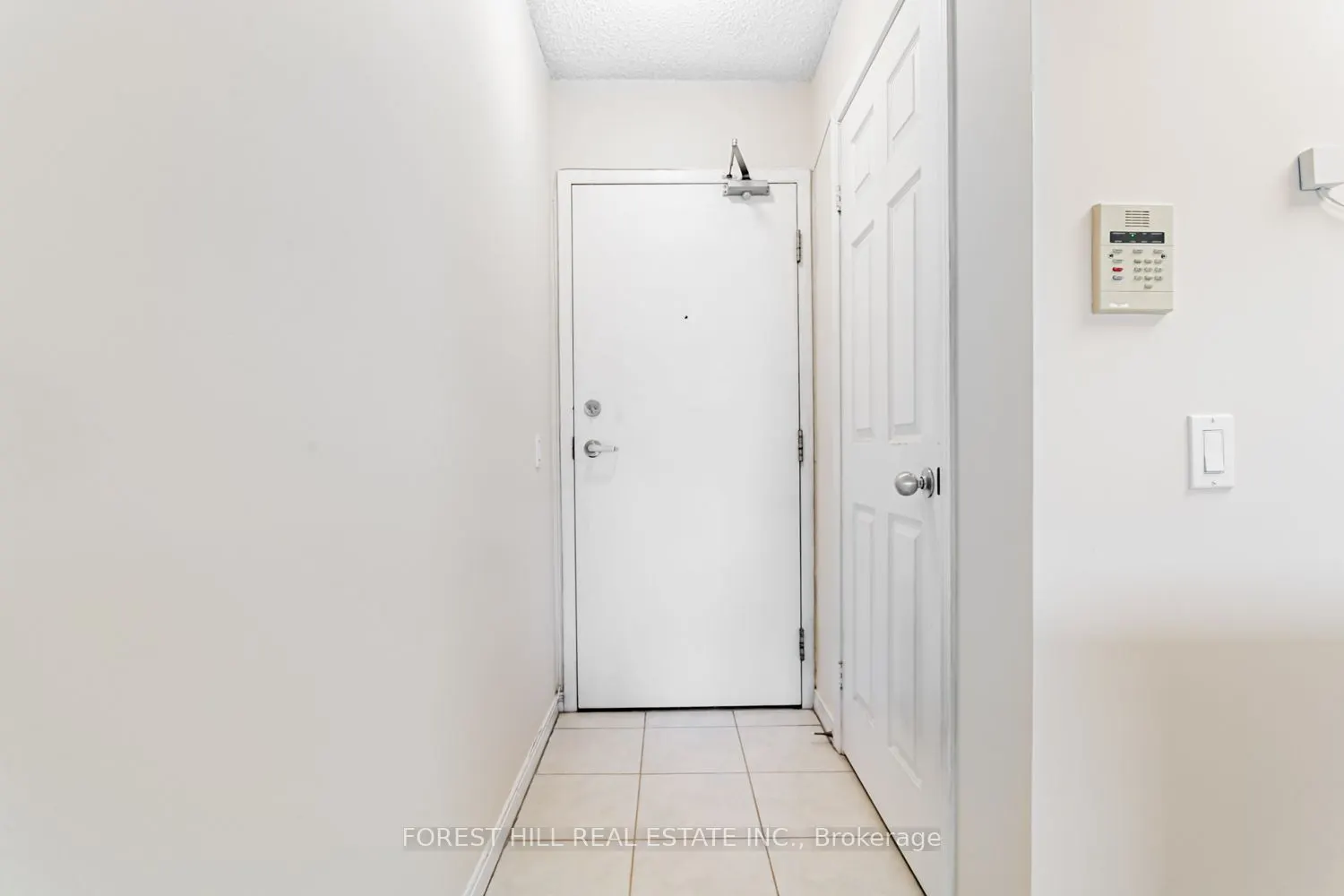 30 Harrison Garden Boulevard, #1501