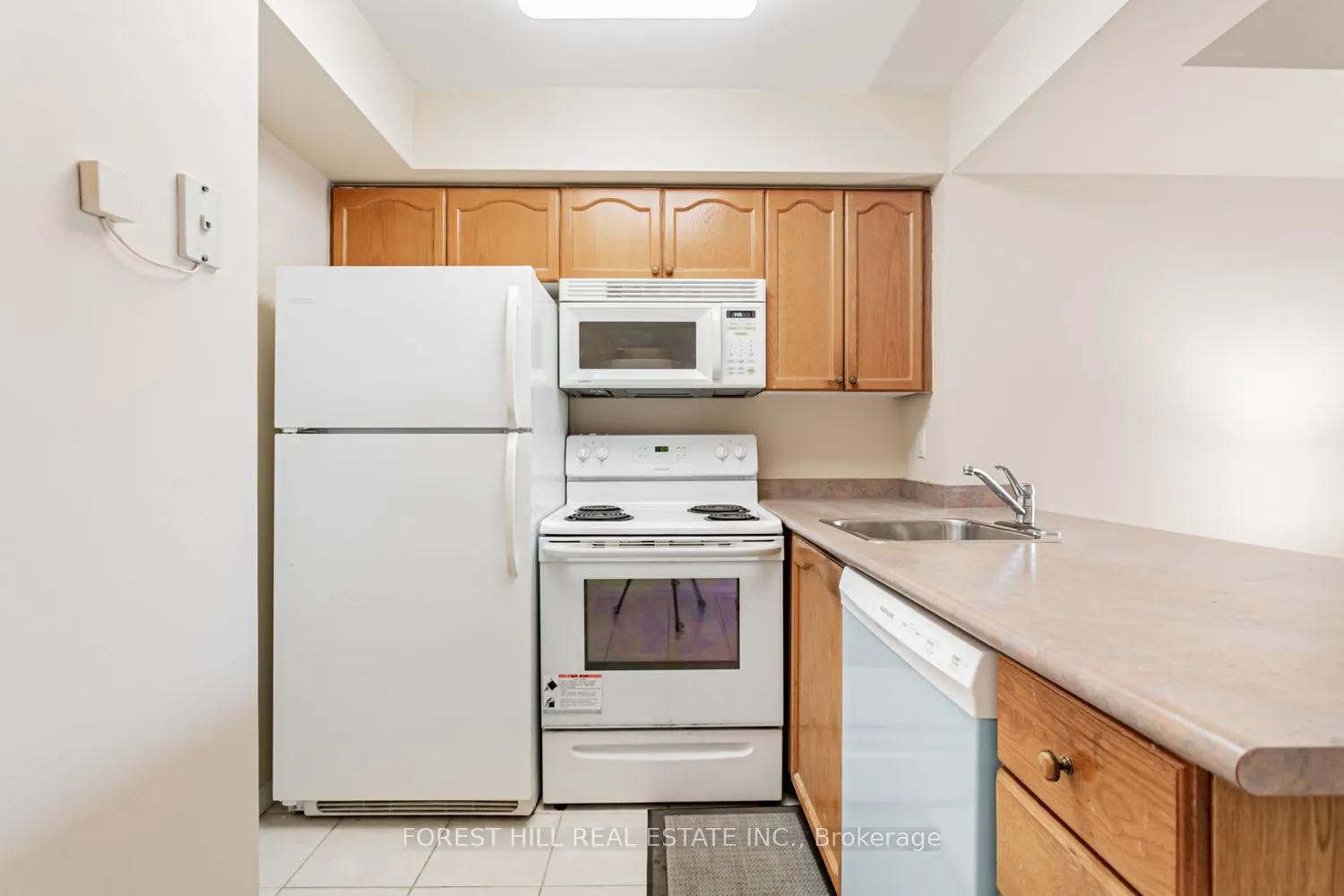 30 Harrison Garden Boulevard, #1501