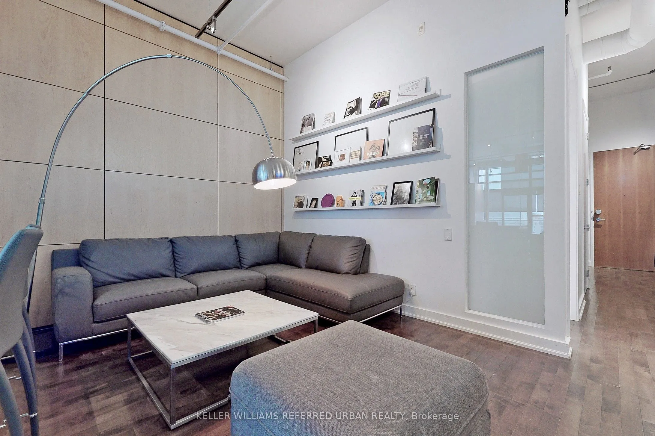 43 Hanna Avenue, #605