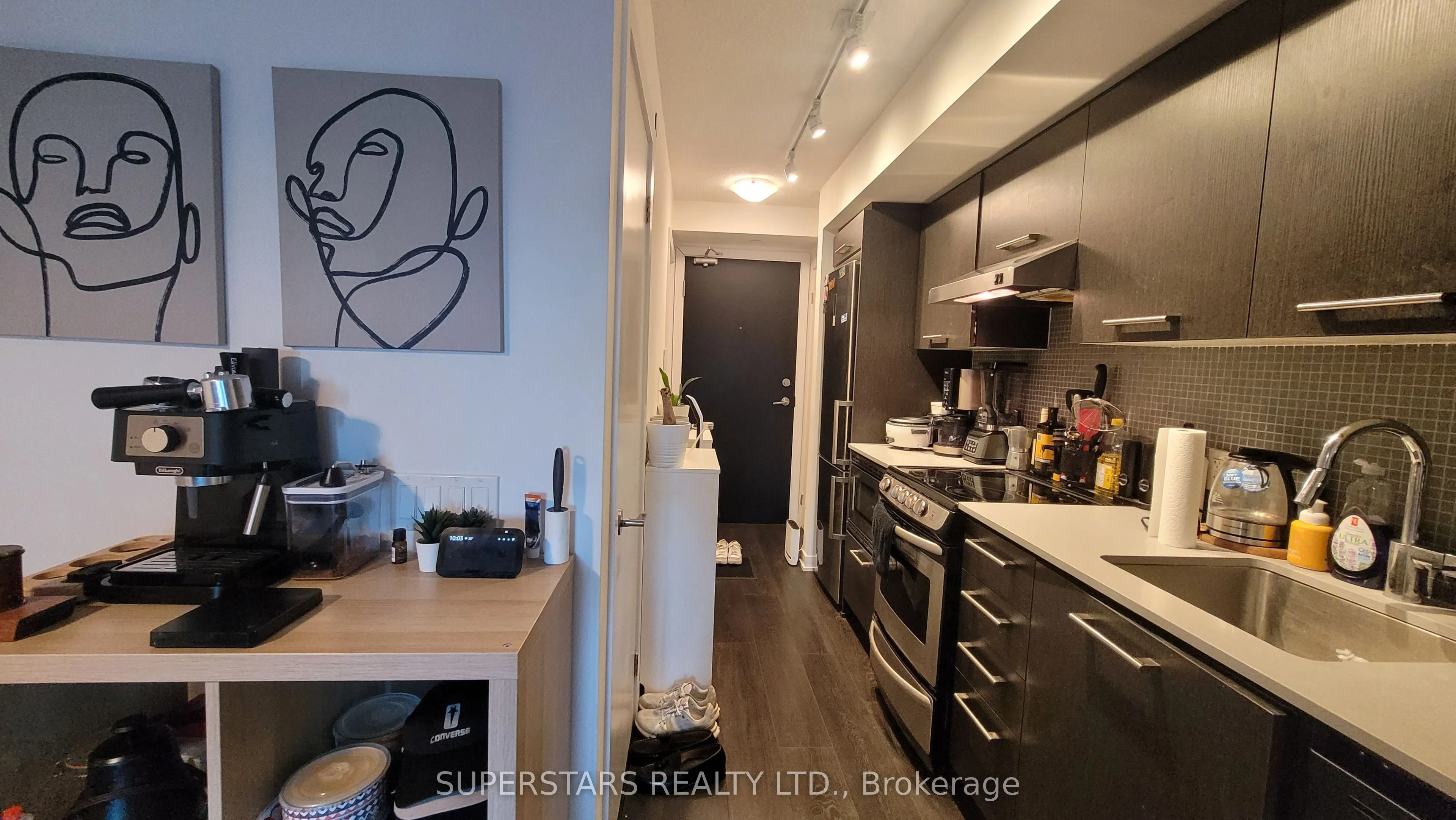 87 Peter Street, #605