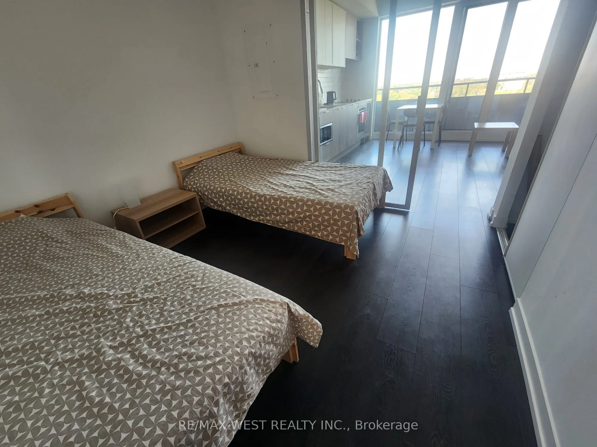 2020 Bathurst Street, #1610