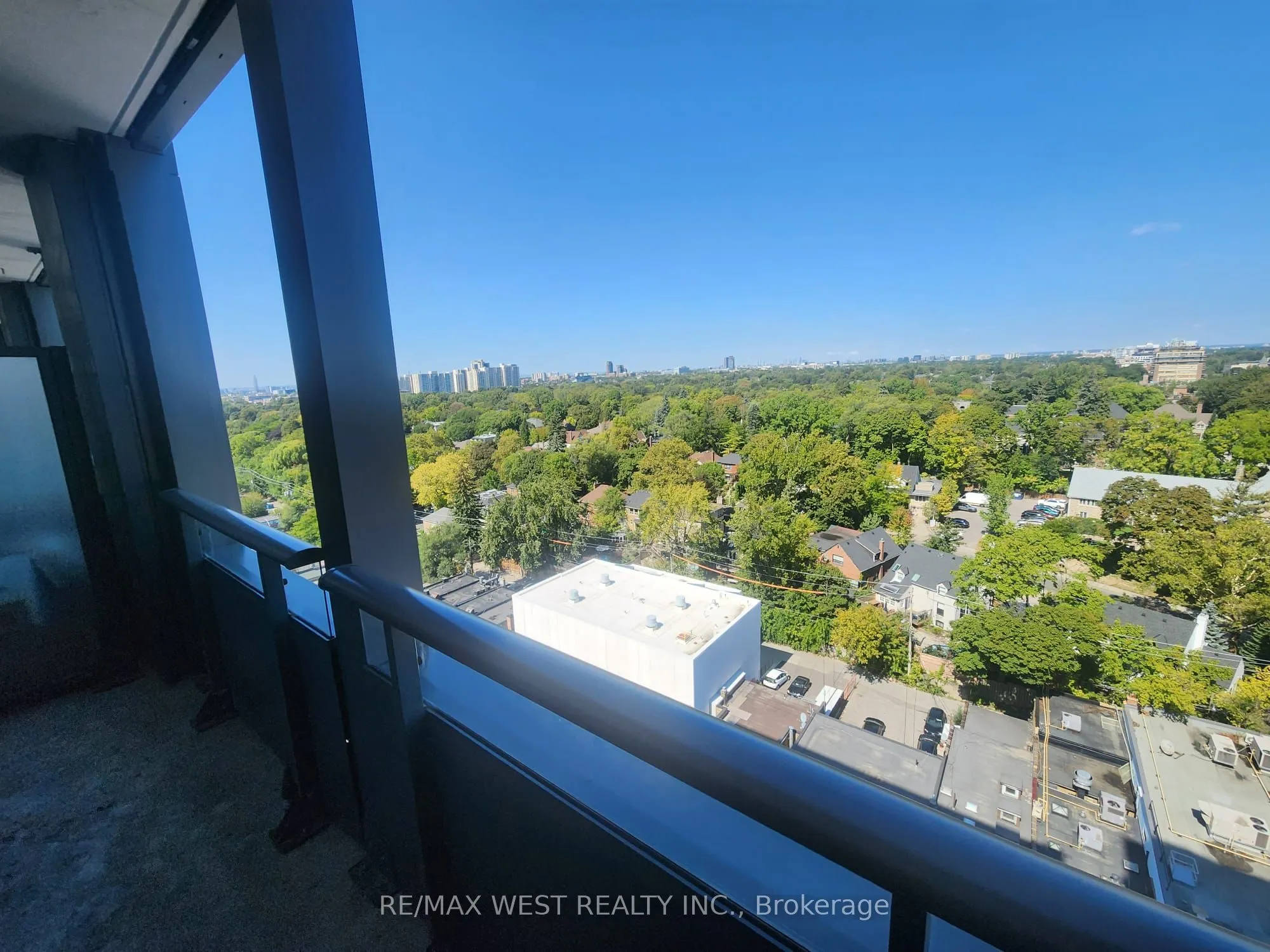 2020 Bathurst Street, #1610