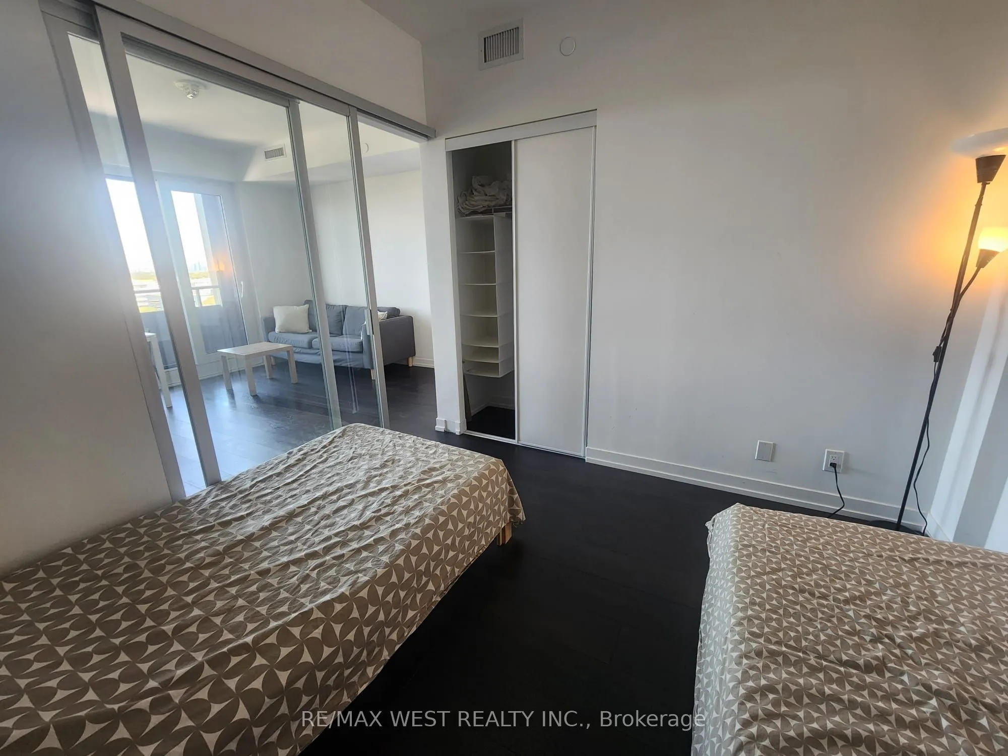 2020 Bathurst Street, #1610