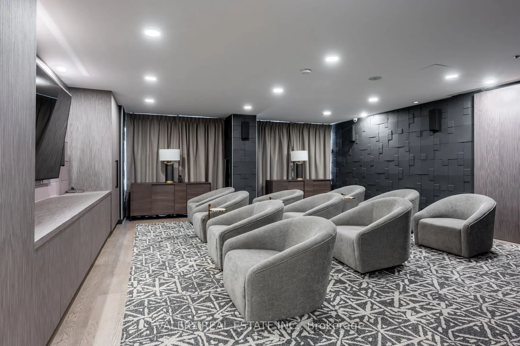 61 Yorkville Avenue, #16D