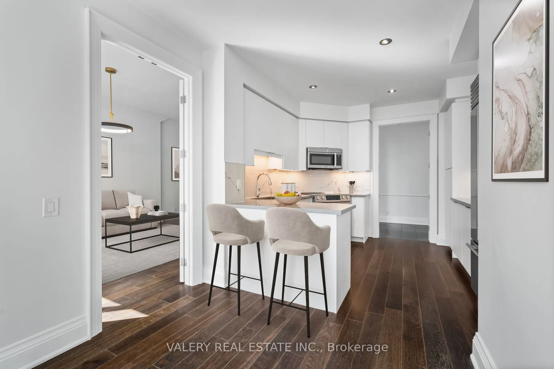 61 Yorkville Avenue, #16D