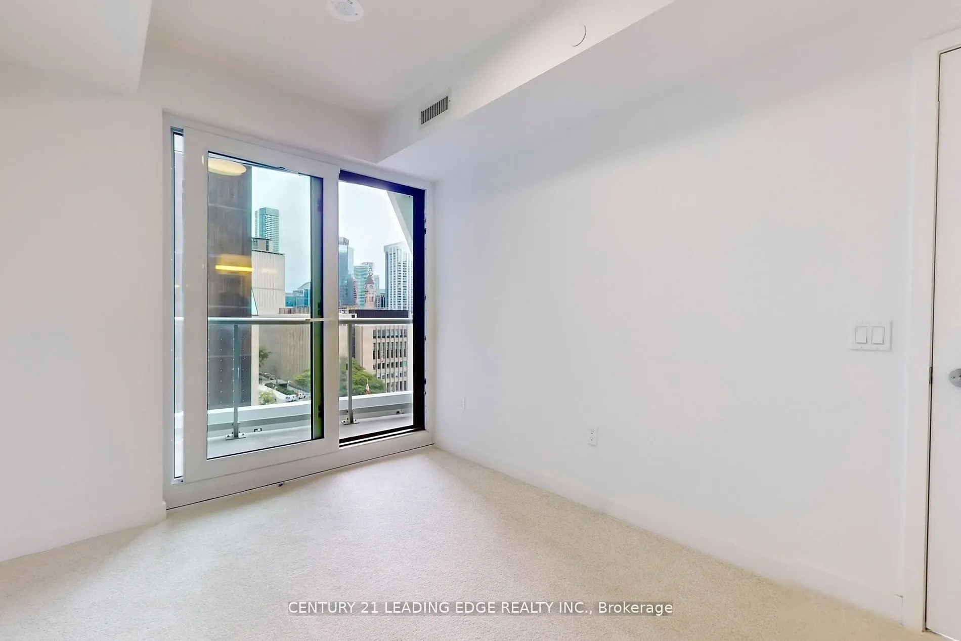 230 Simcoe Street, #1330