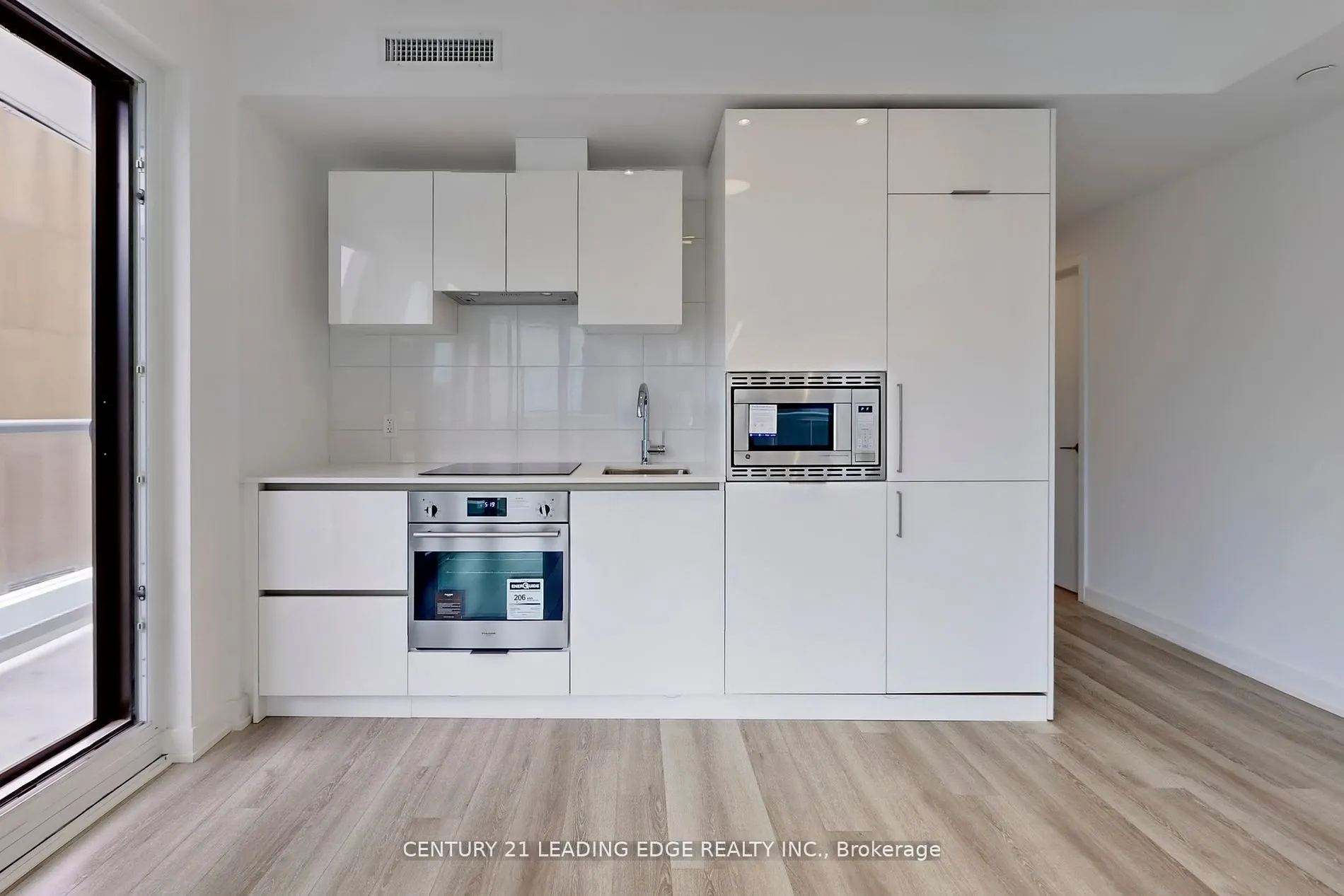 230 Simcoe Street, #1330