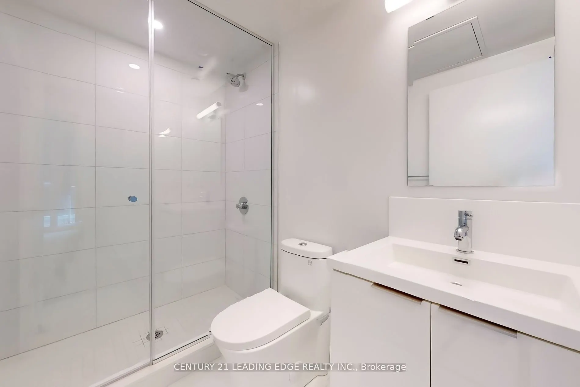 230 Simcoe Street, #1330