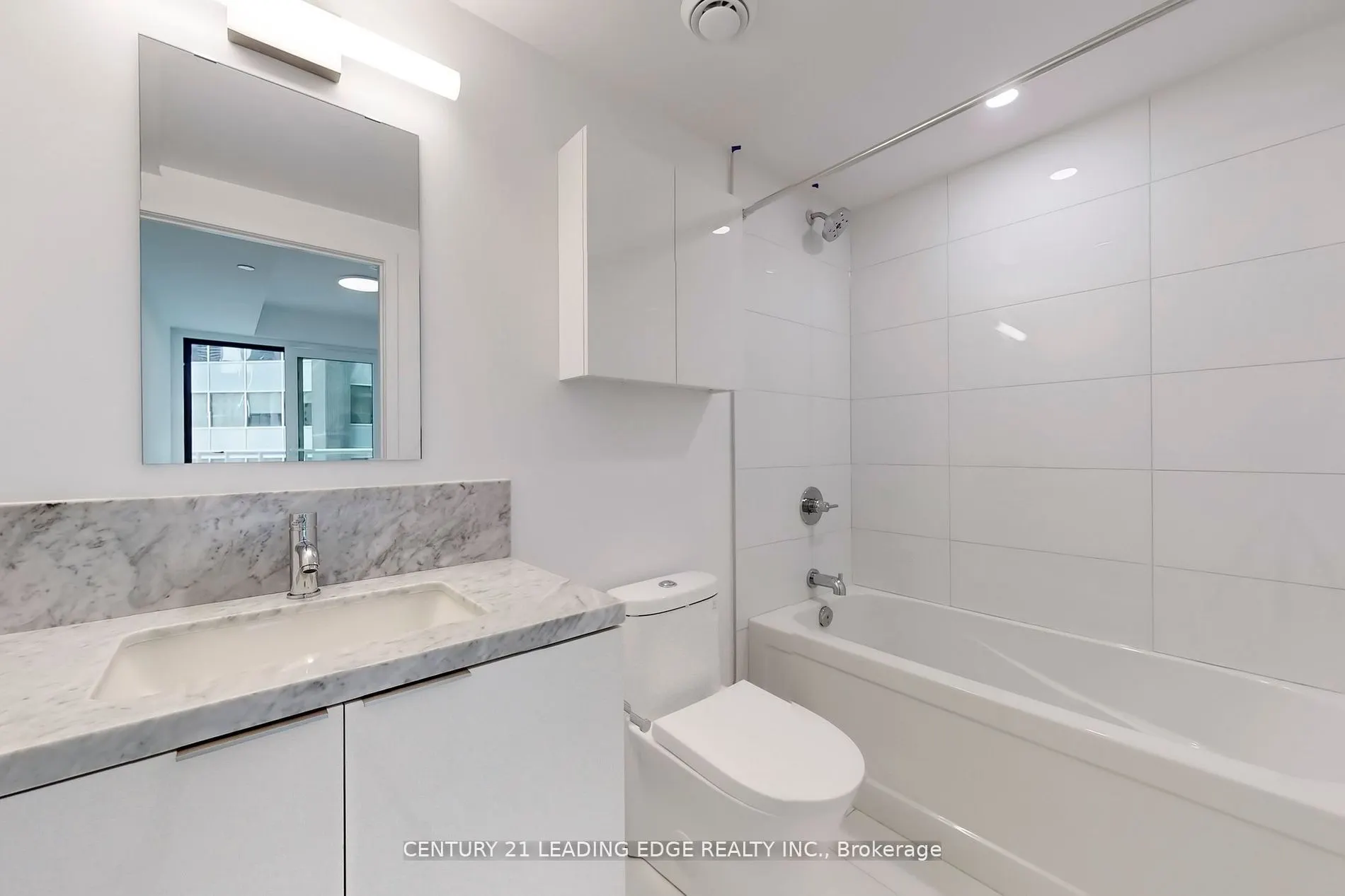 230 Simcoe Street, #1330