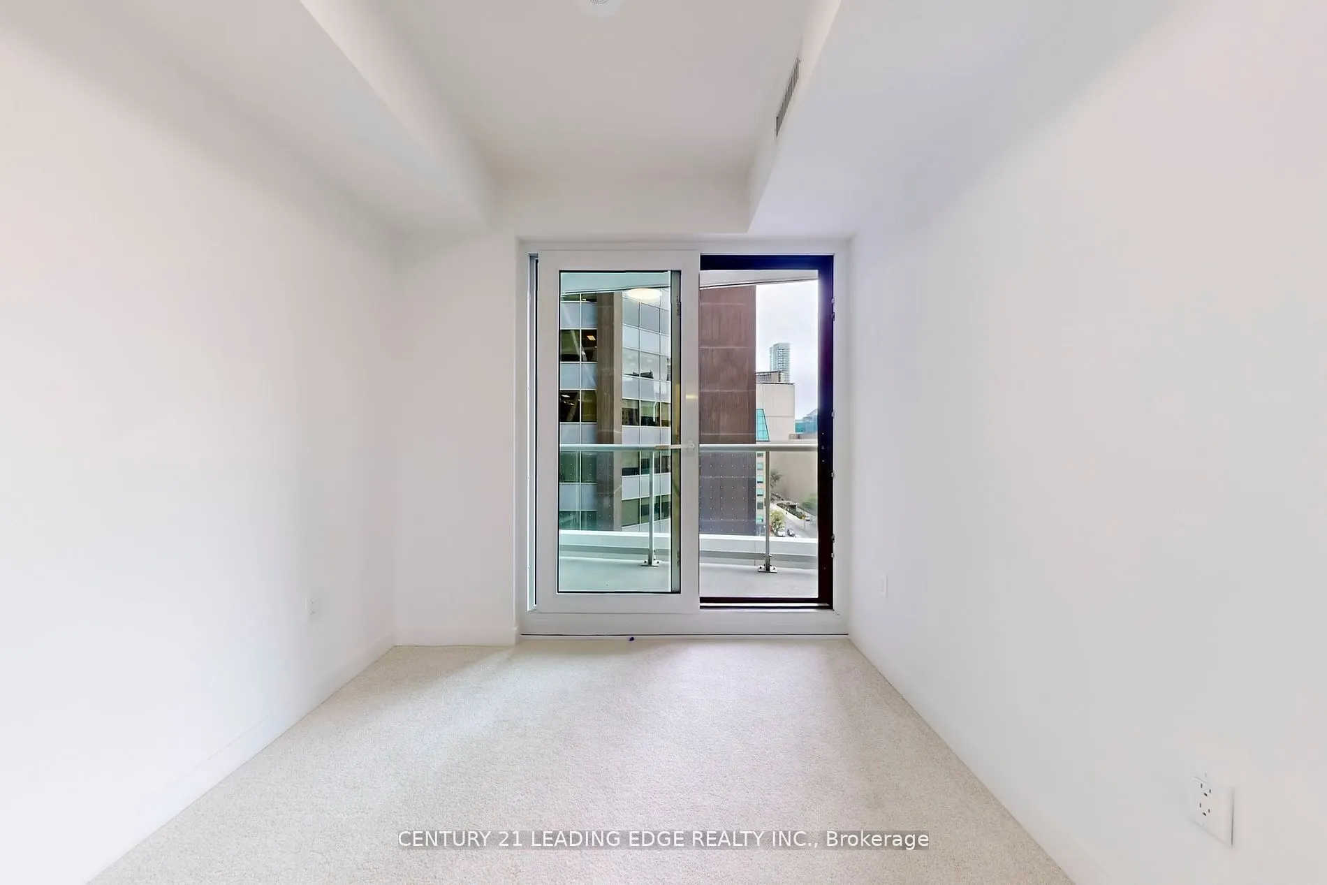 230 Simcoe Street, #1330