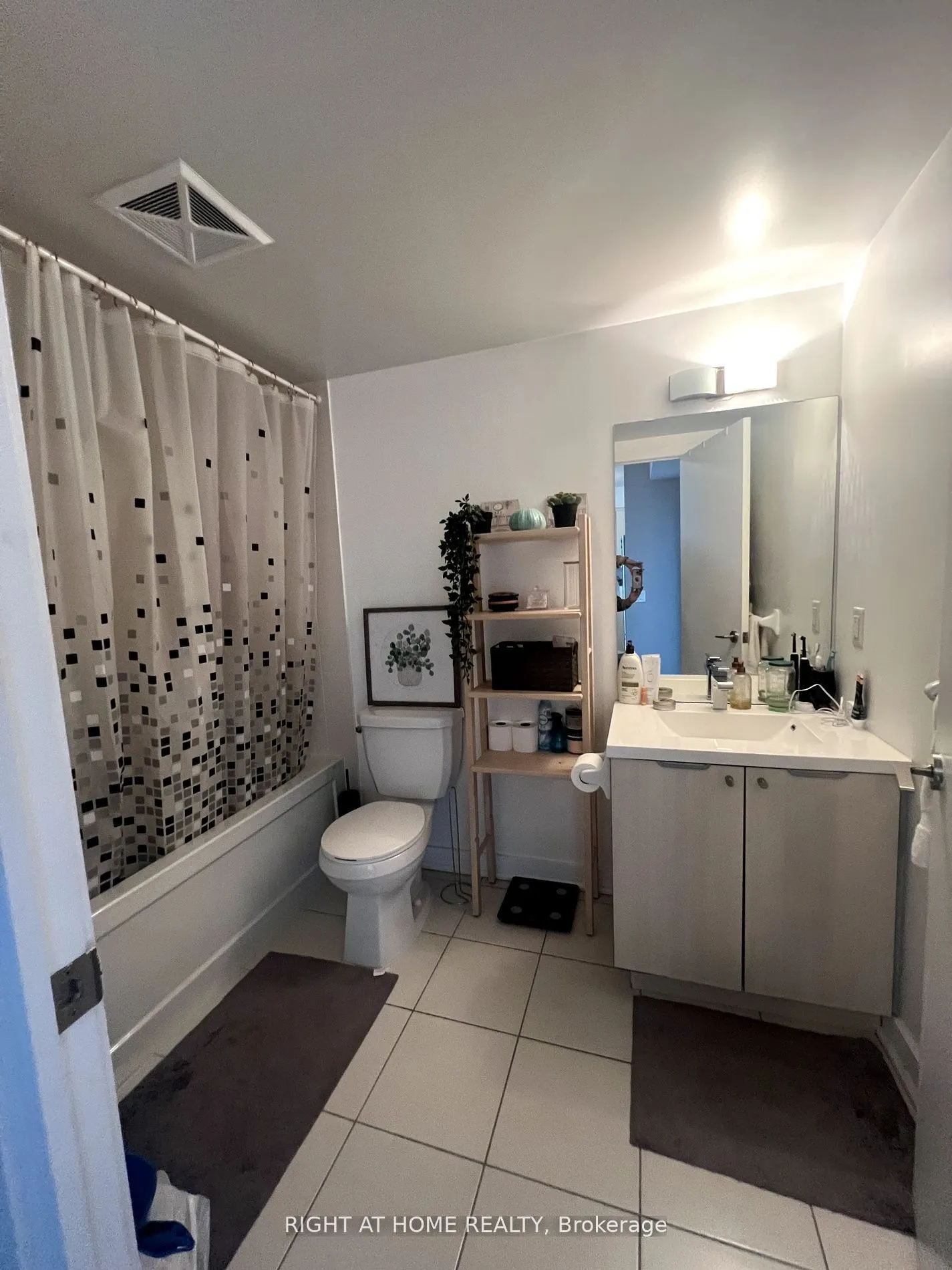 5740 Yonge Street, #1603