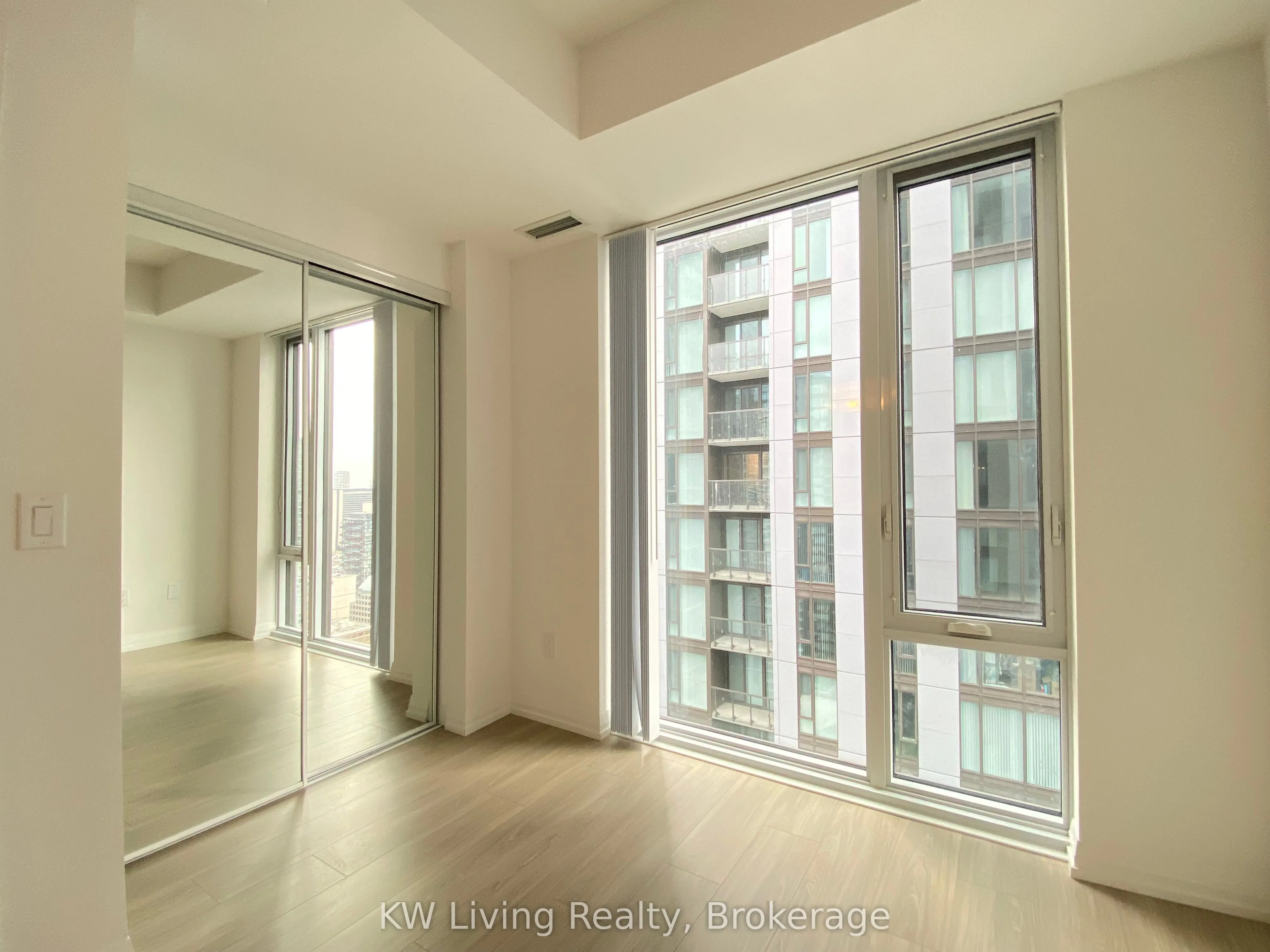 8 Widmer Street, #3803