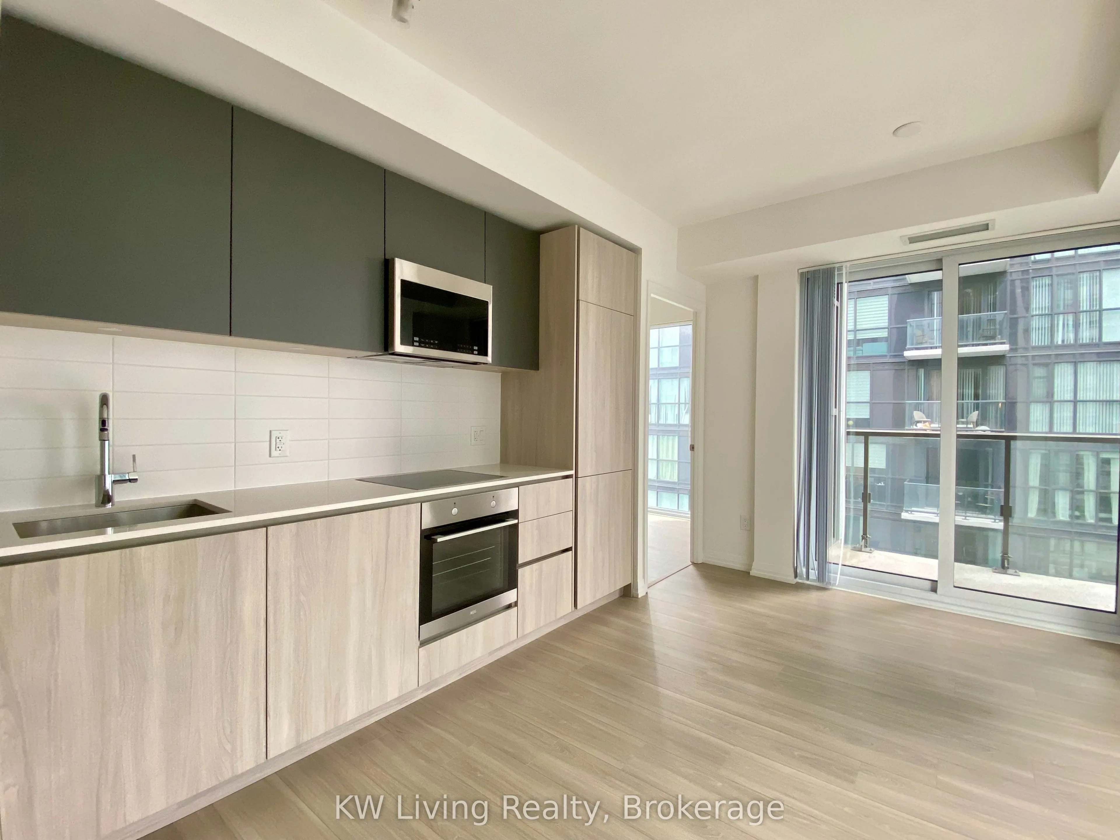 8 Widmer Street, #3803