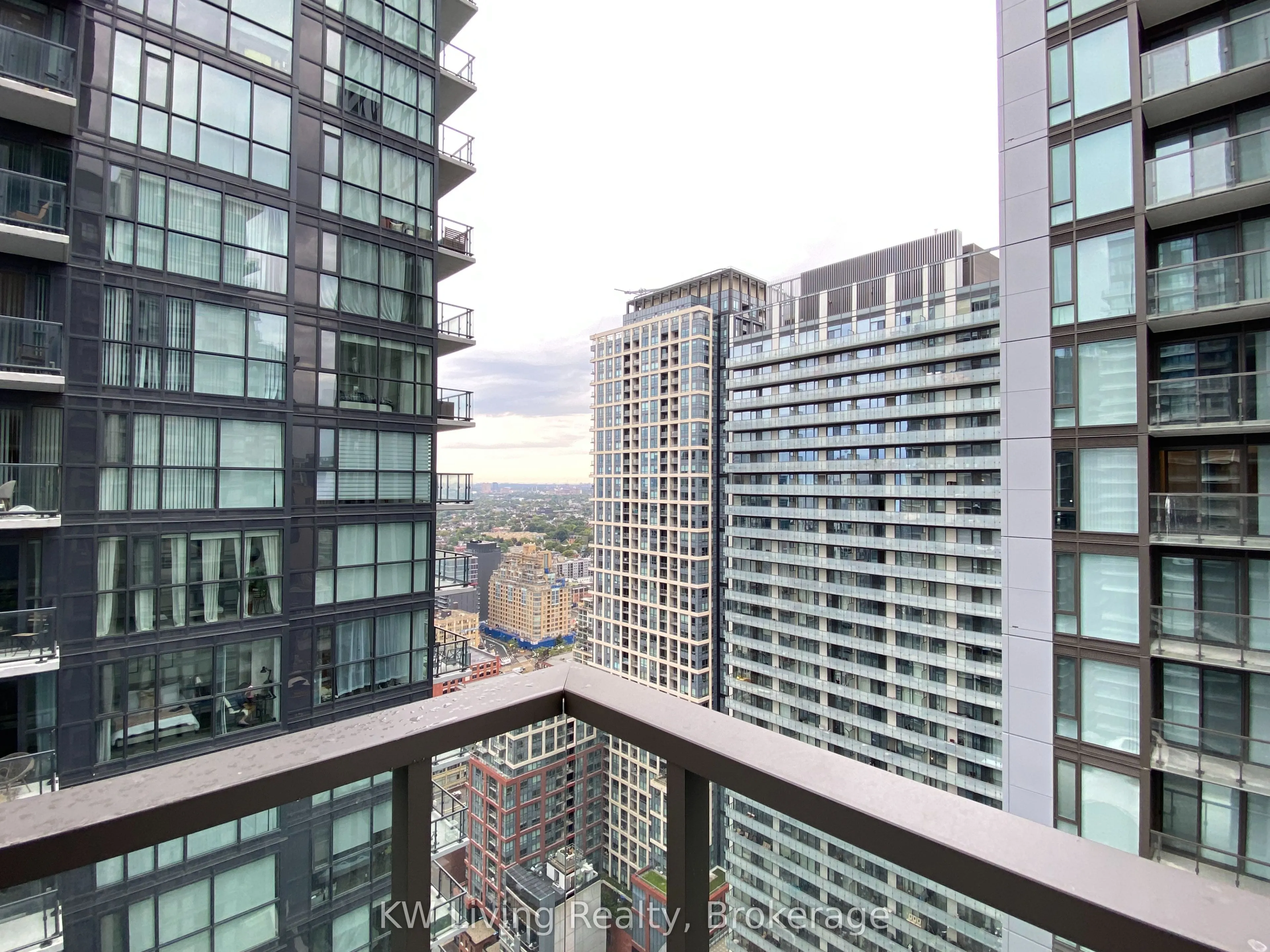 8 Widmer Street, #3803