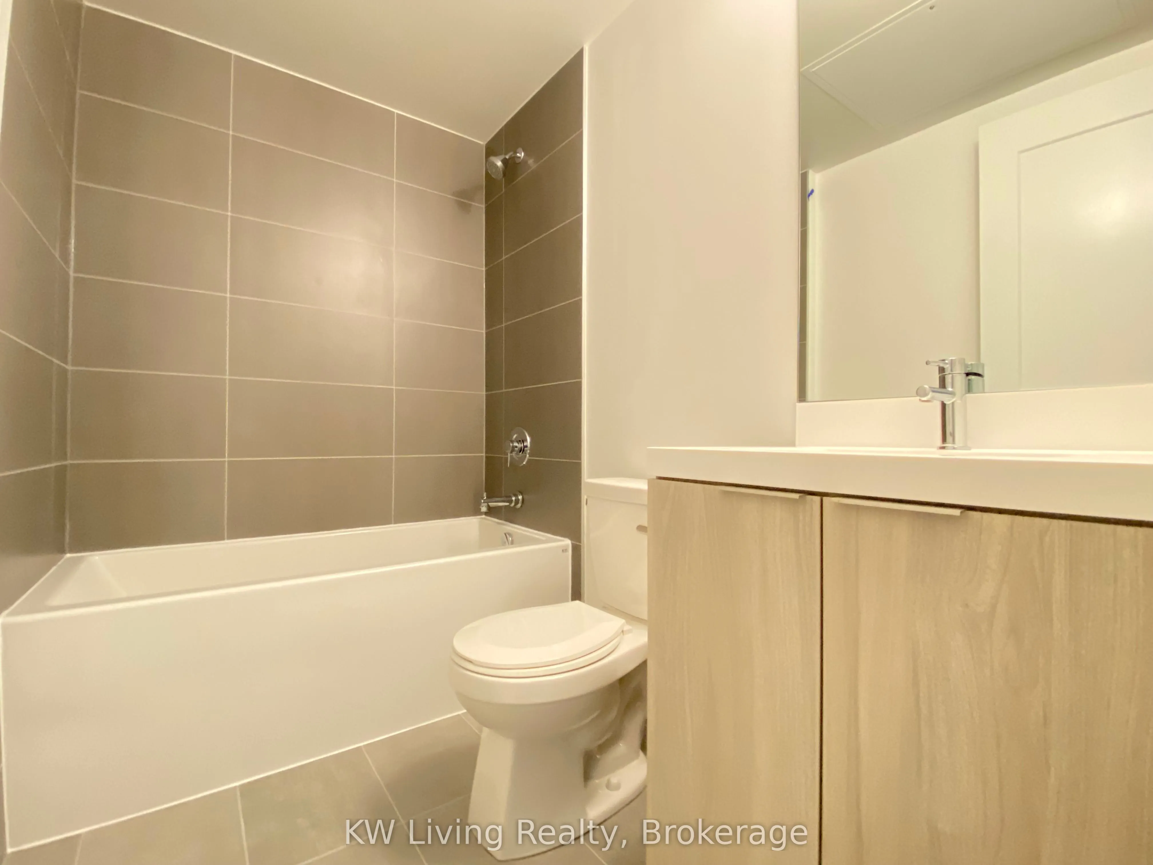 8 Widmer Street, #3803