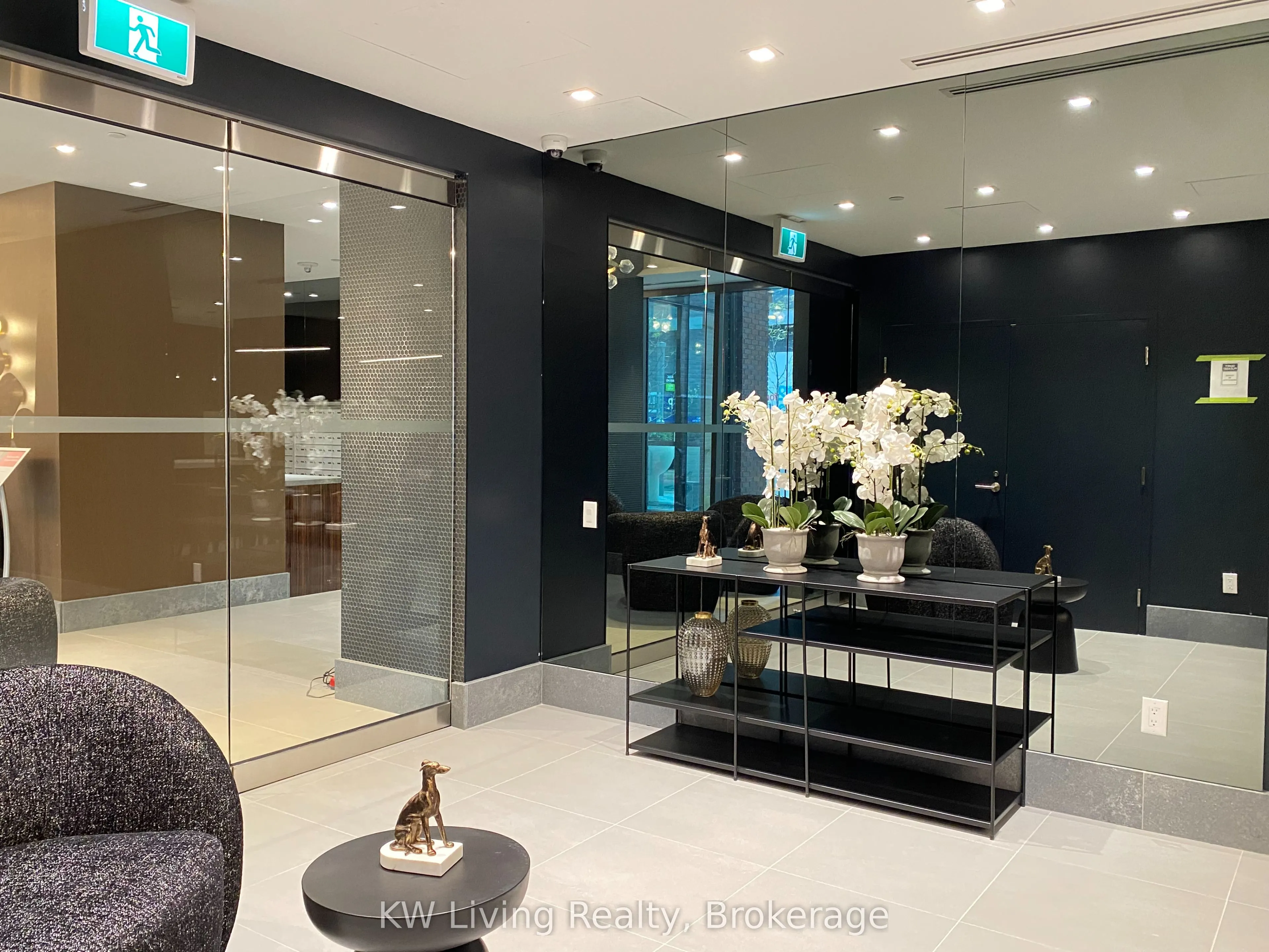8 Widmer Street, #3803
