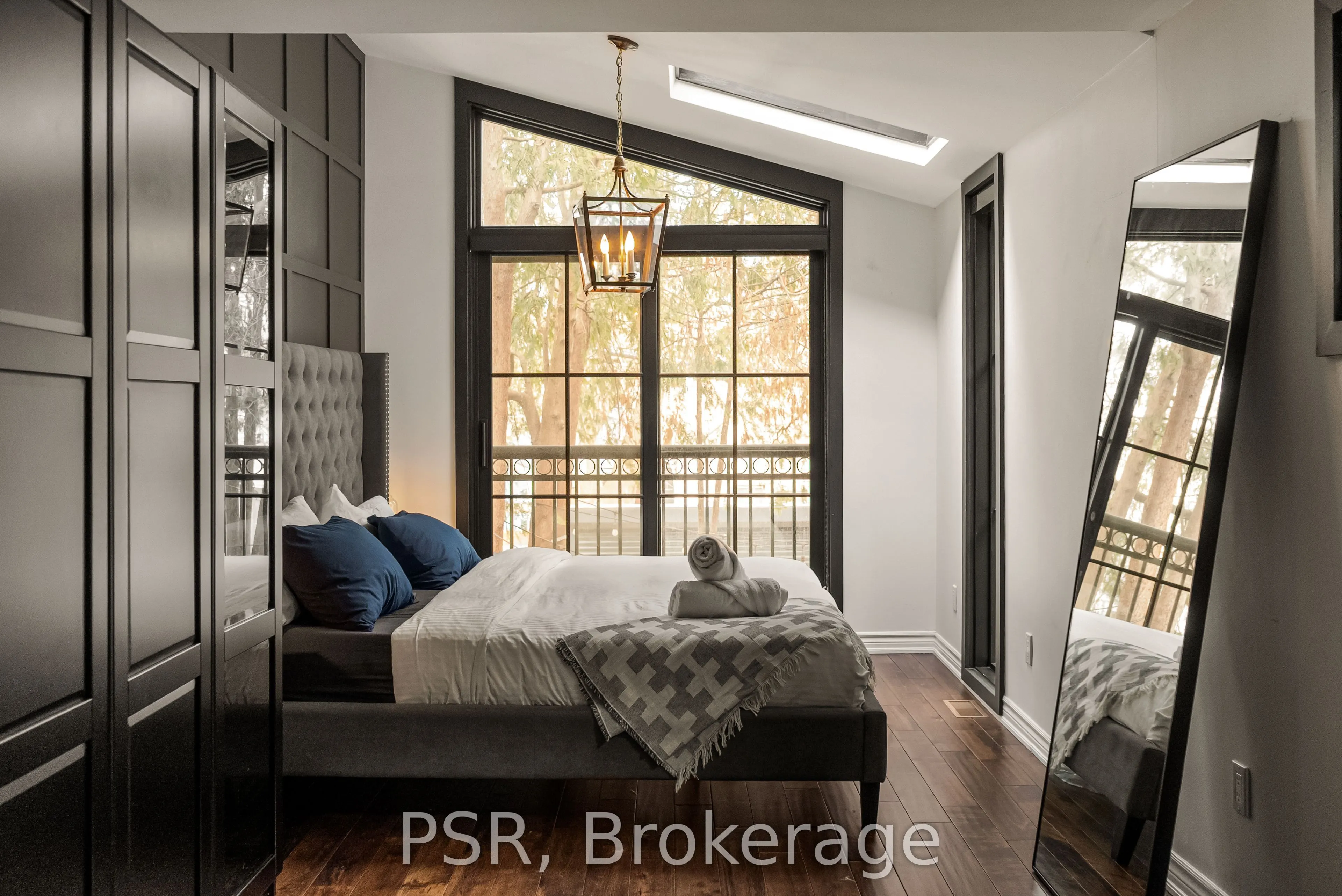 105 Seaton Street