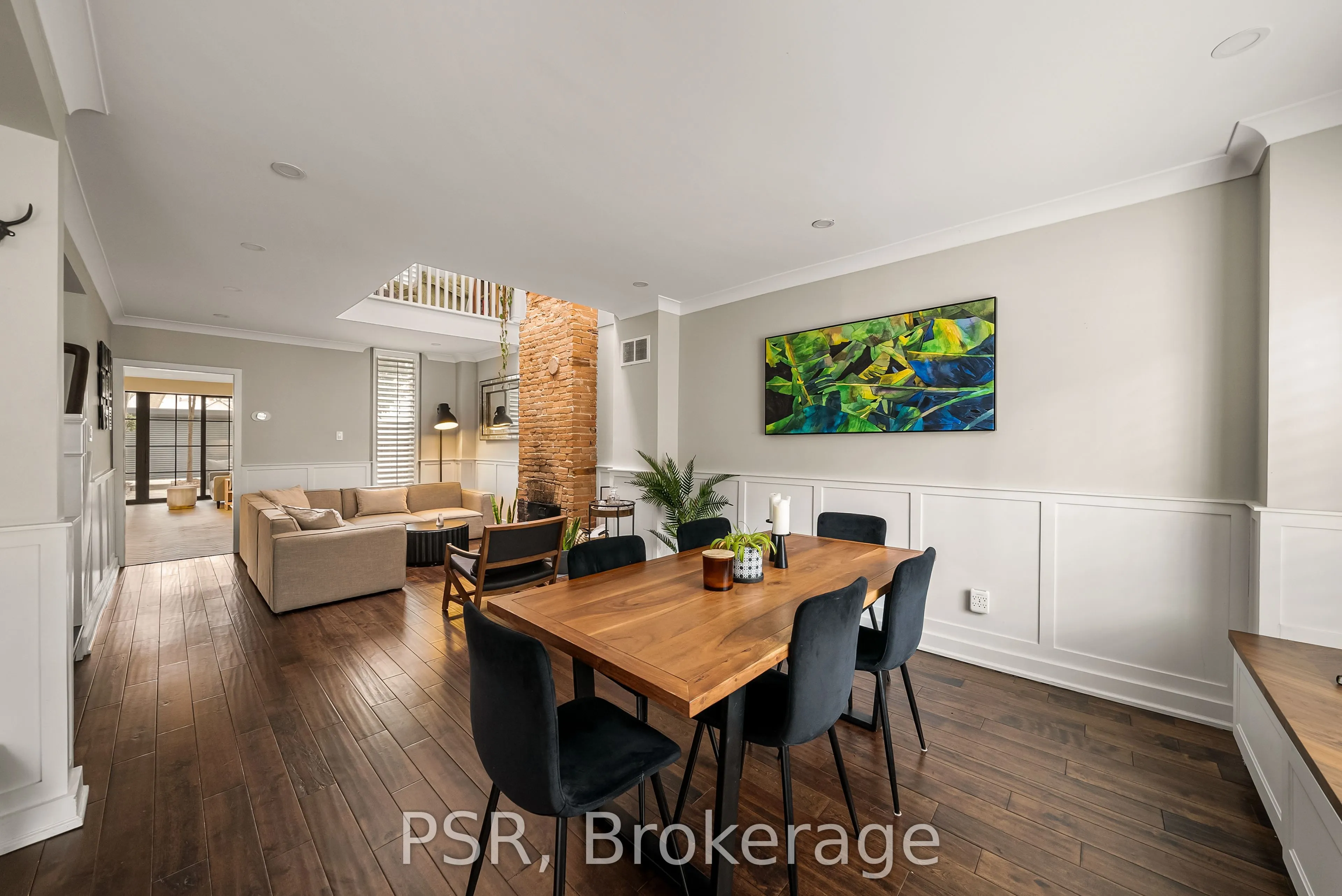 105 Seaton Street