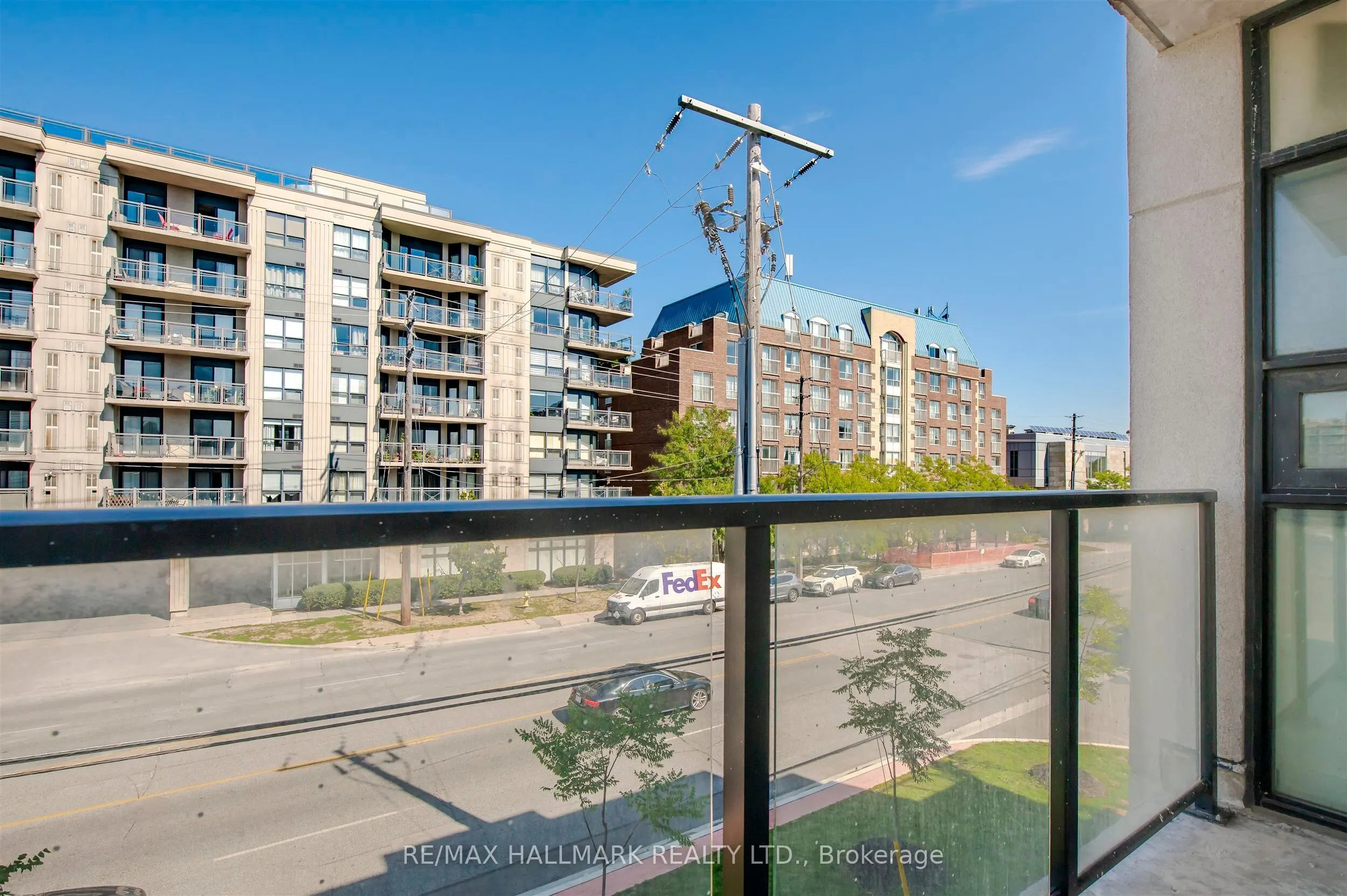 38-871 Sheppard Avenue W, #3rd floor