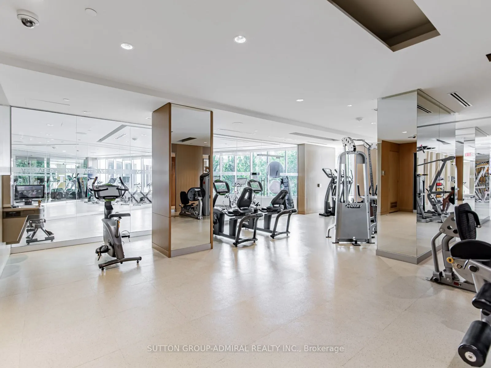 120 Harrison Garden Boulevard, #733