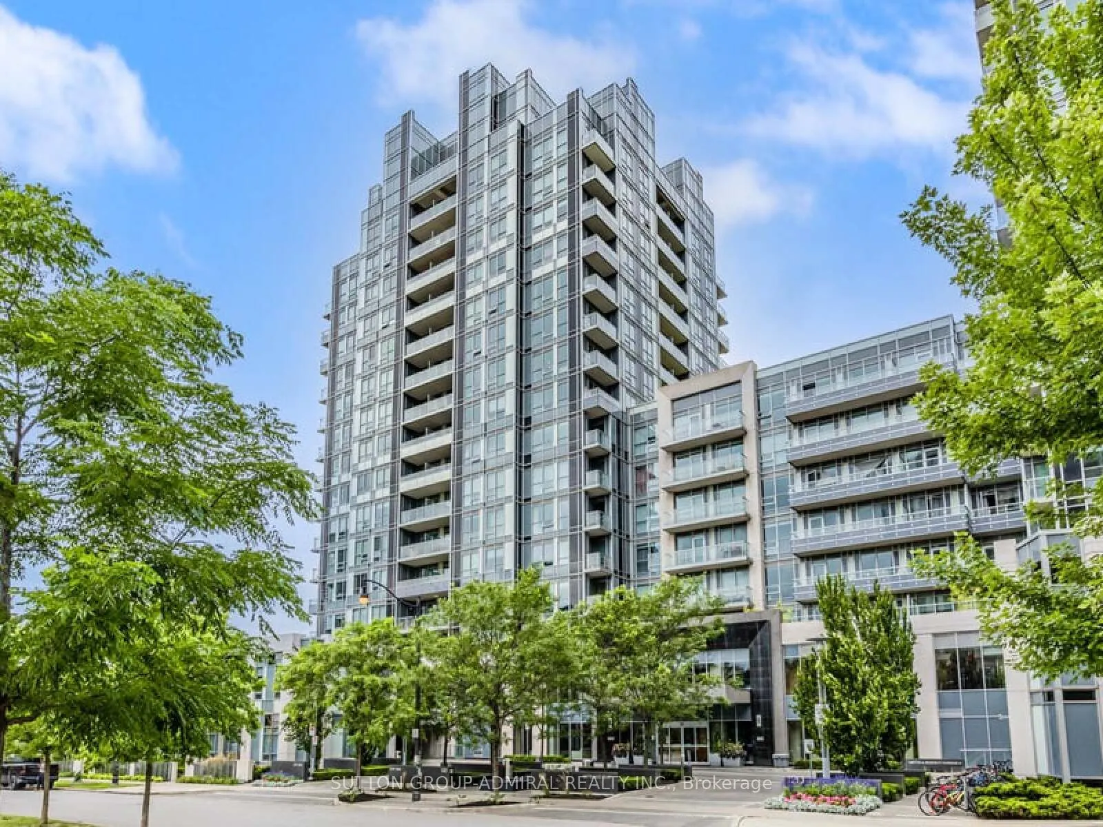 120 Harrison Garden Boulevard, #733