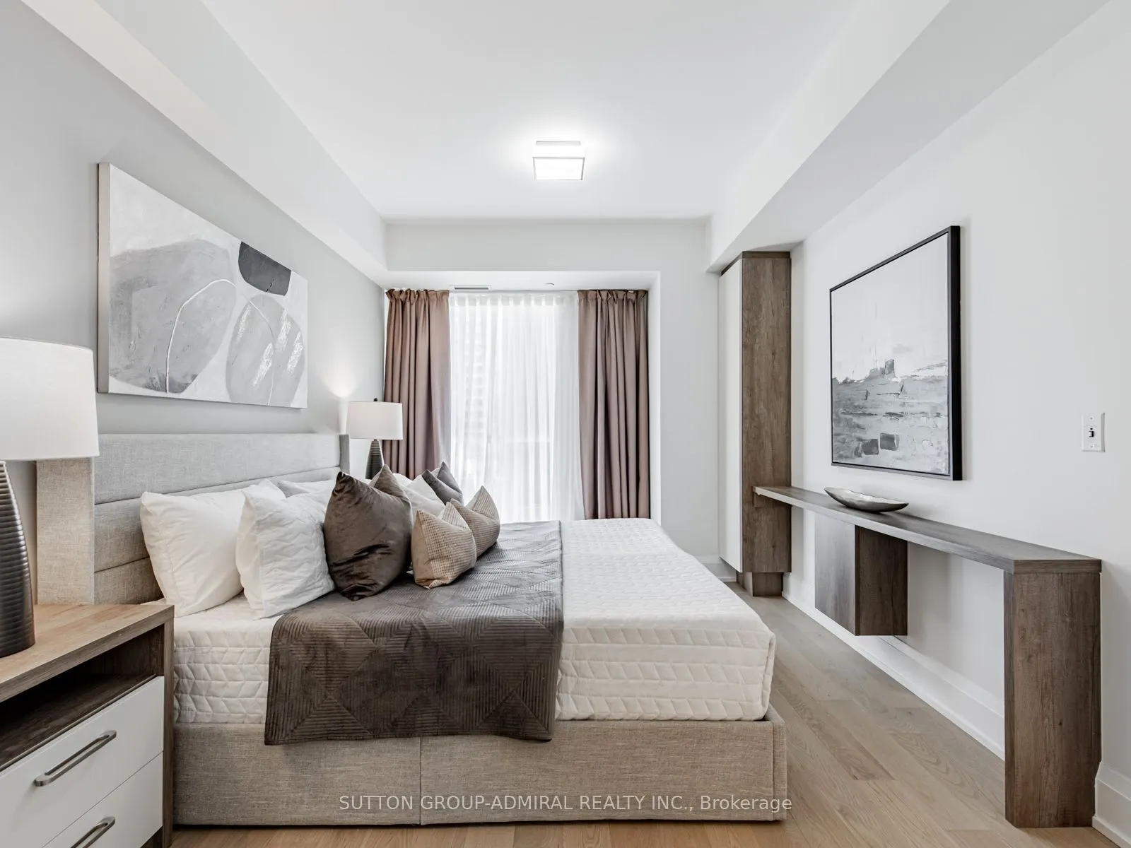 120 Harrison Garden Boulevard, #733