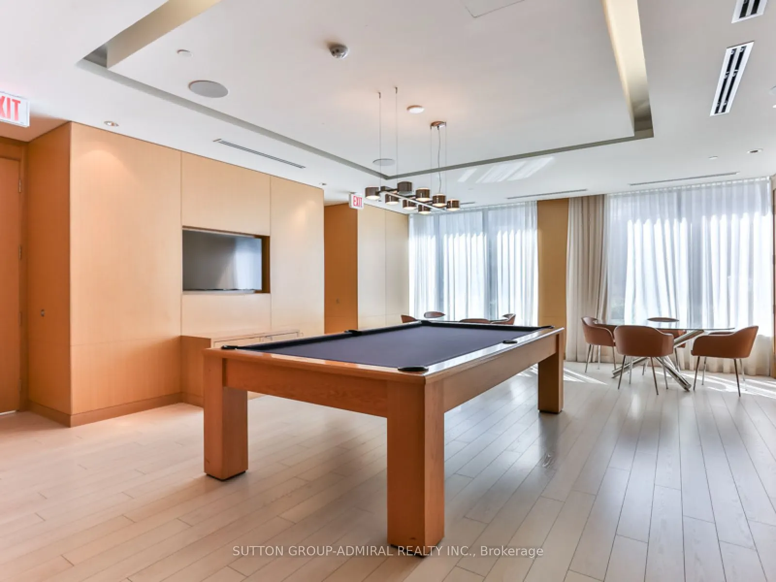 120 Harrison Garden Boulevard, #733