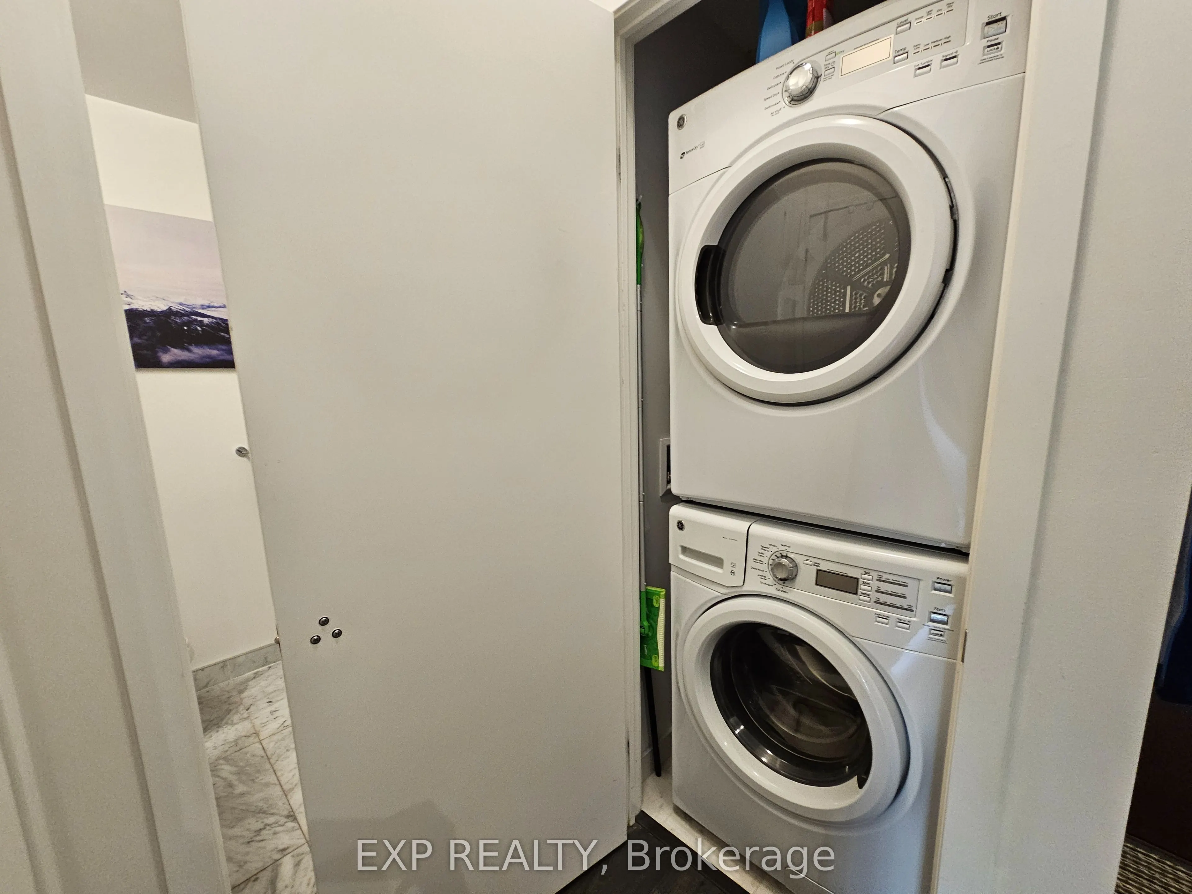 38 Iannuzzi Street, #205