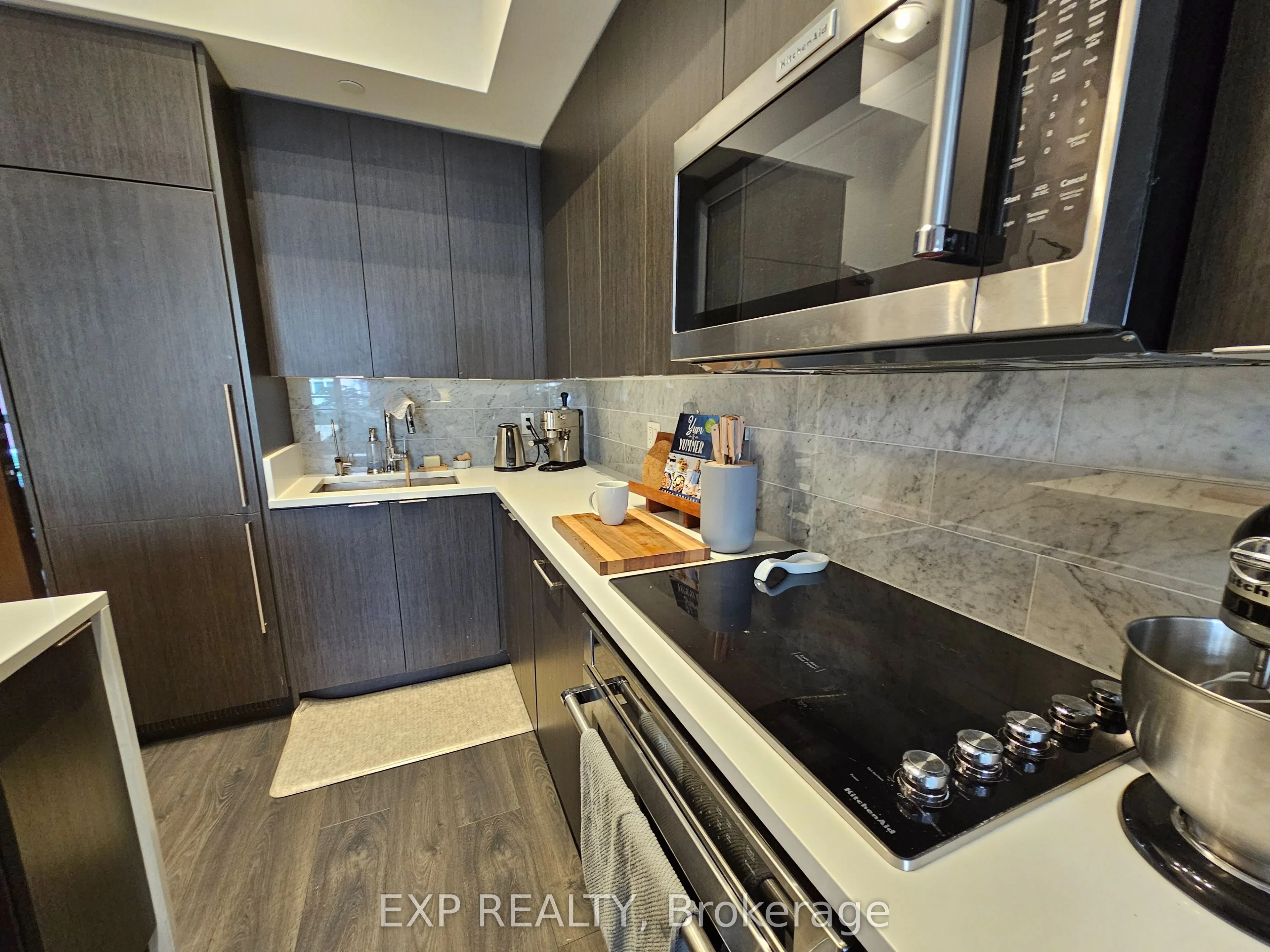 38 Iannuzzi Street, #205