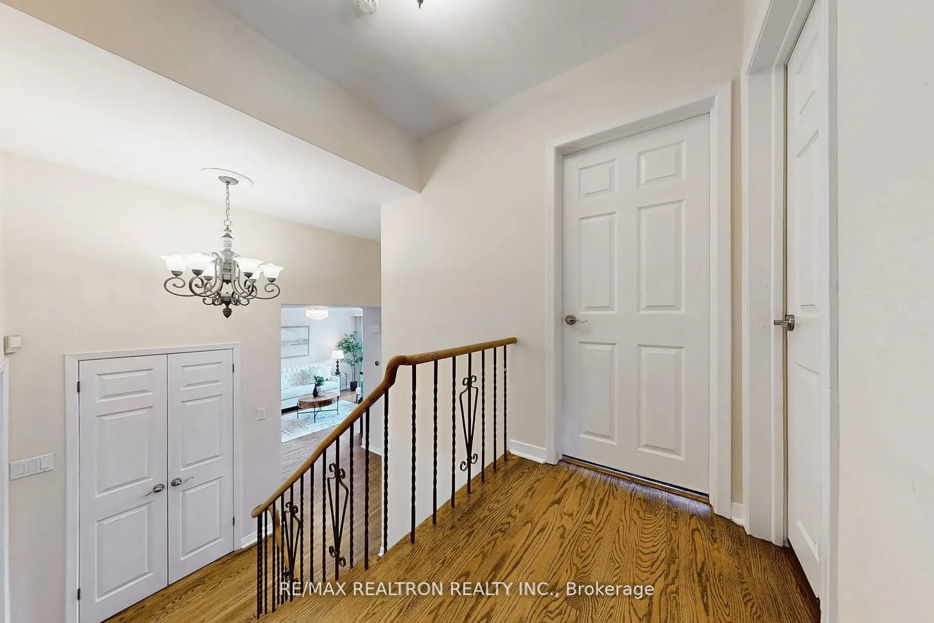 87 Valentine Drive