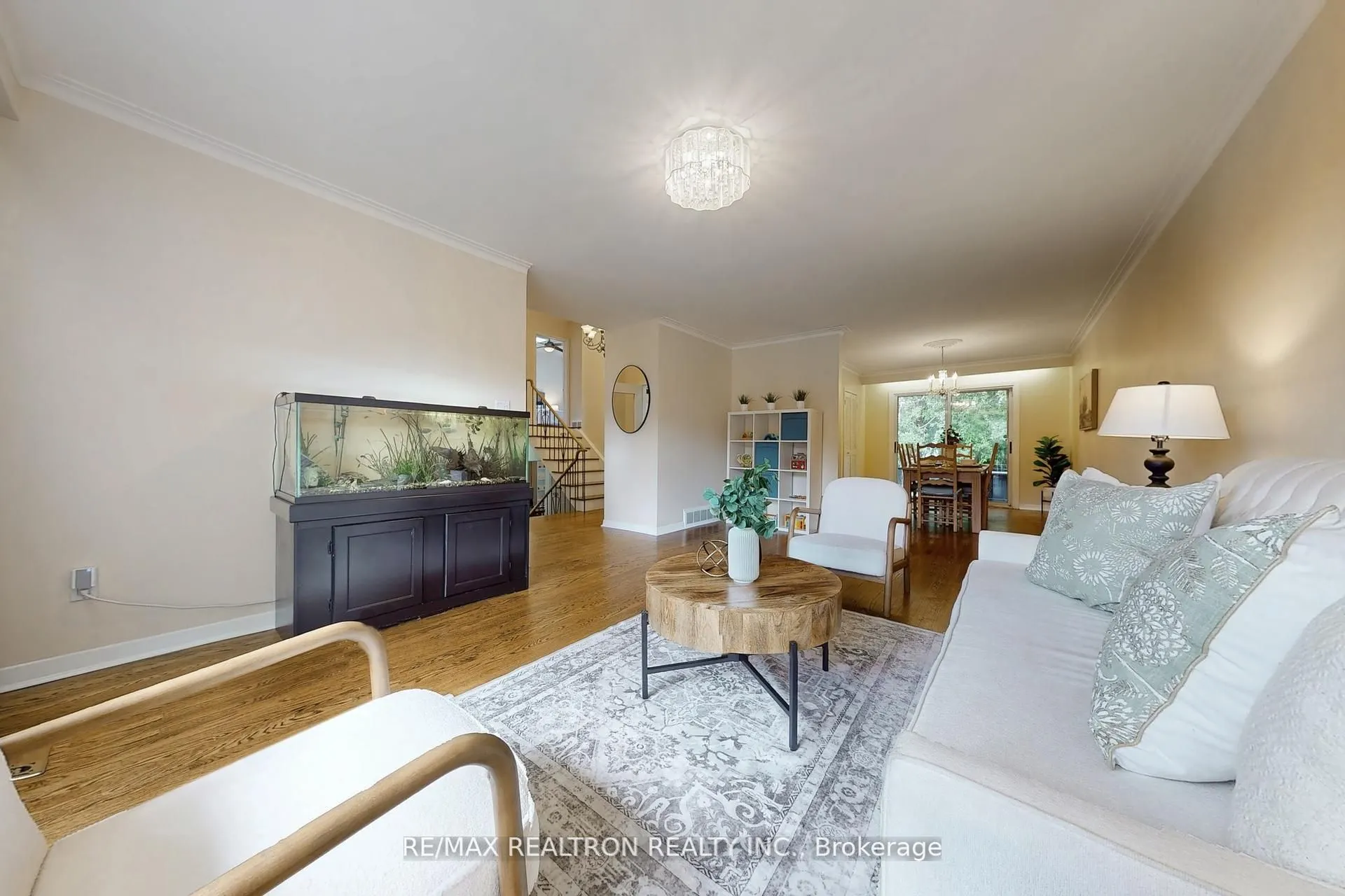 87 Valentine Drive