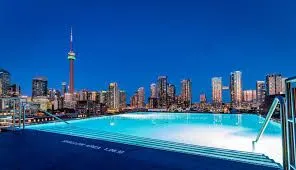 560 King Street W, #528